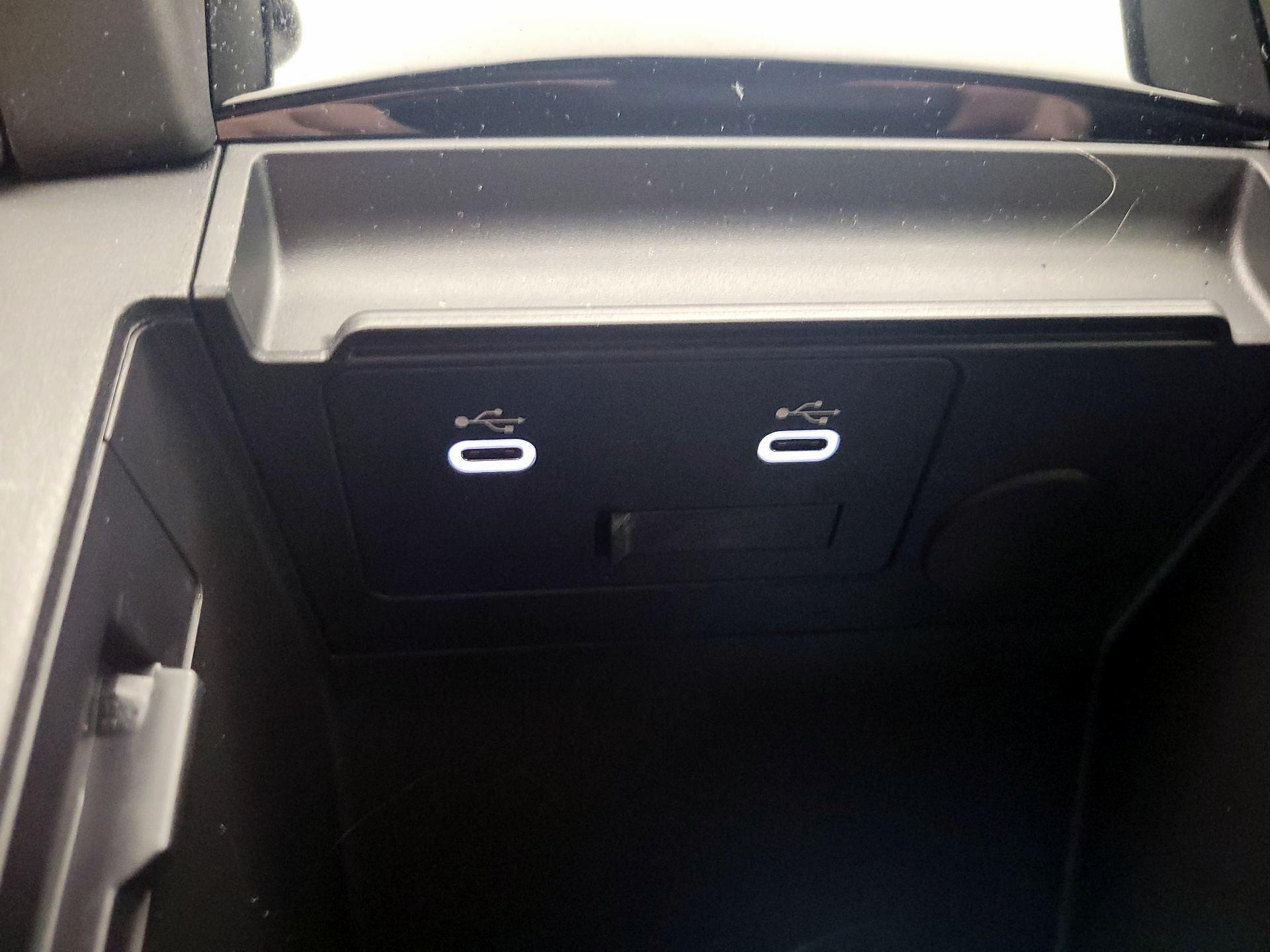 Thumbnail: 2025 Mazda Mazda3 - 19