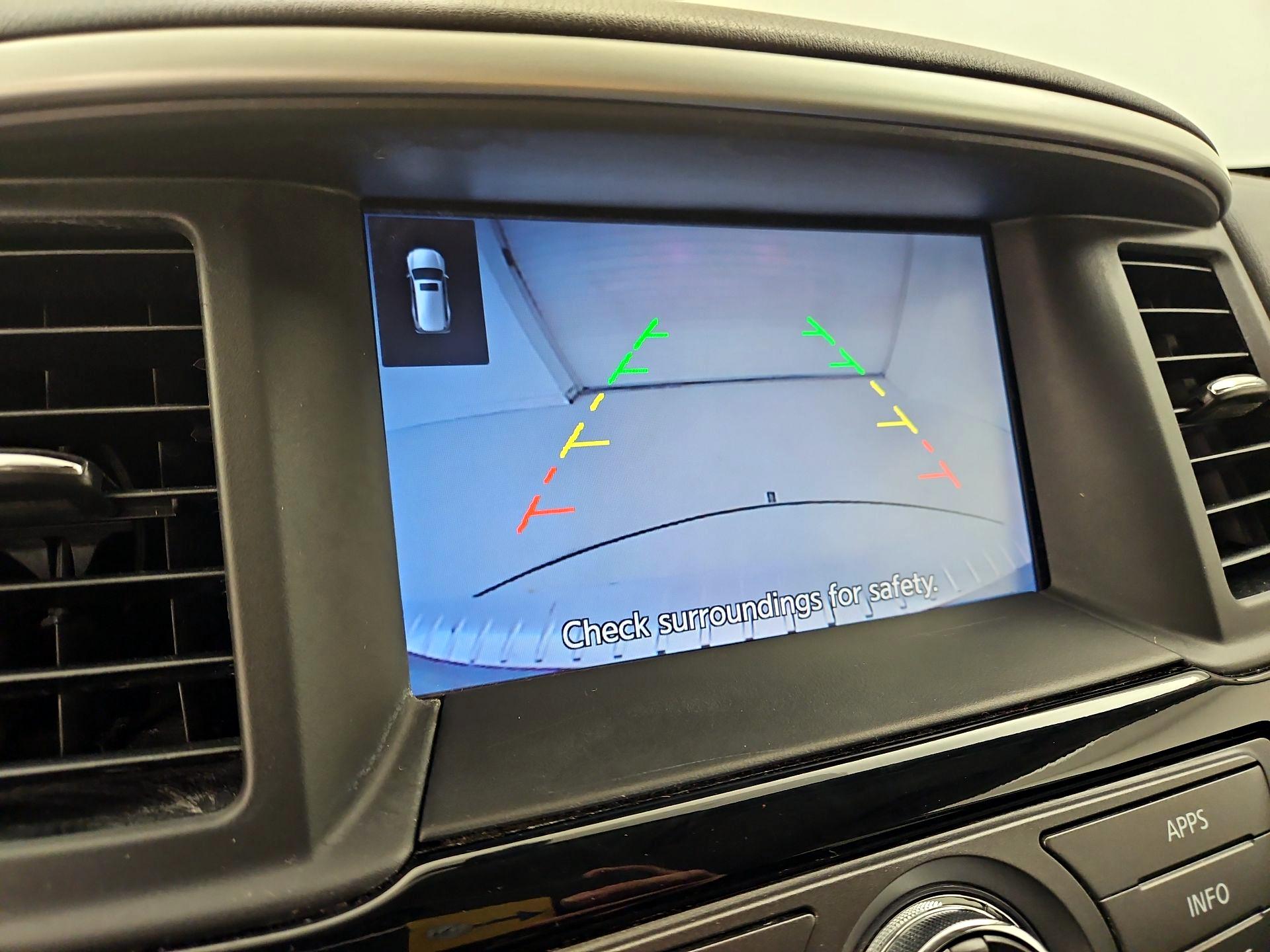 Thumbnail: 2017 Nissan Pathfinder - 14