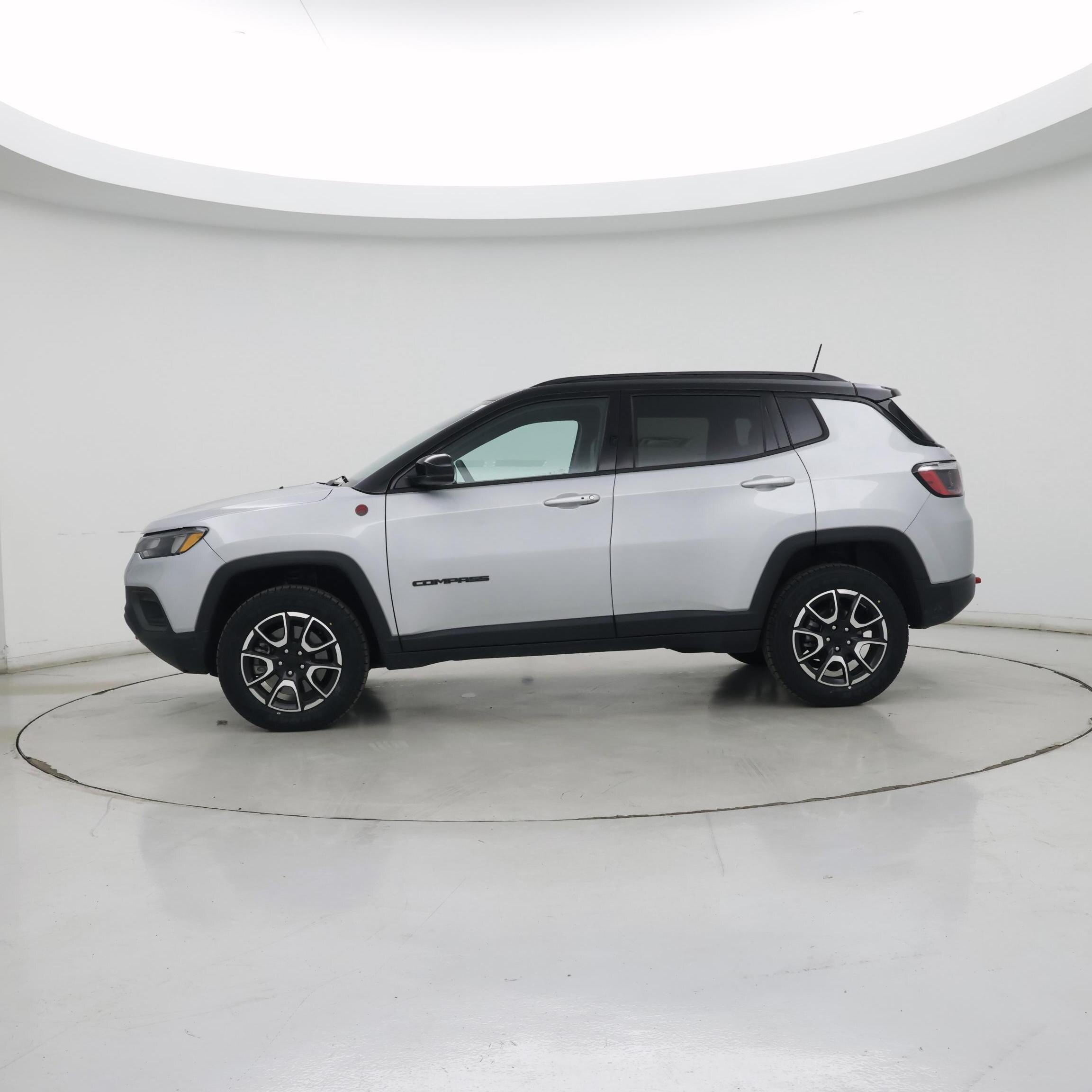 Thumbnail: 2024 Jeep Compass - 3