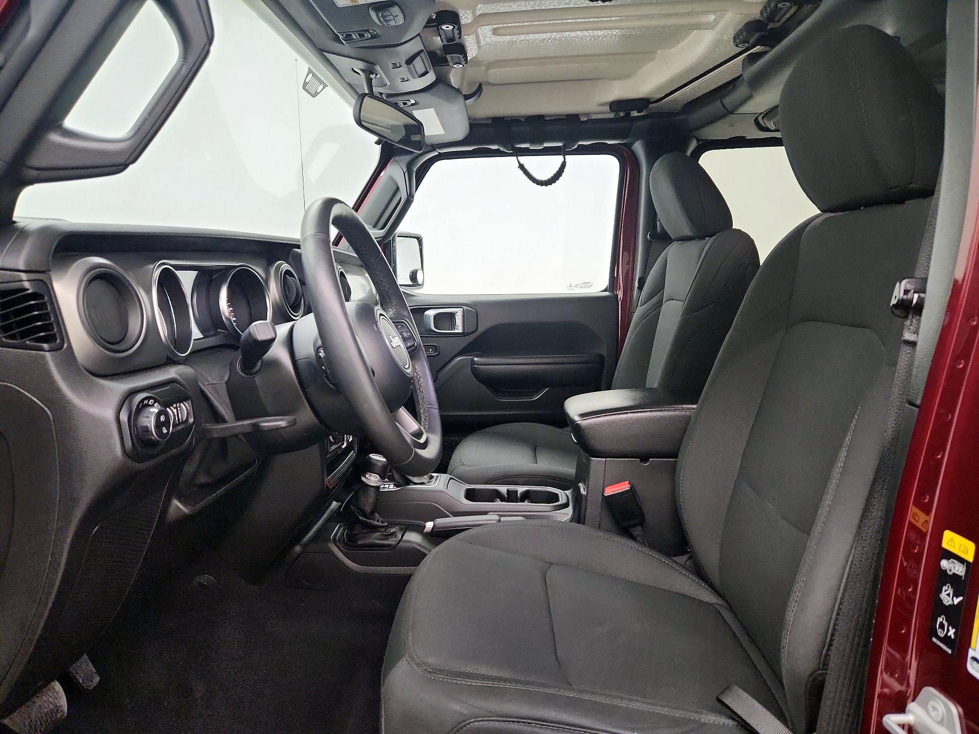 Thumbnail: 2021 Jeep Gladiator - 11