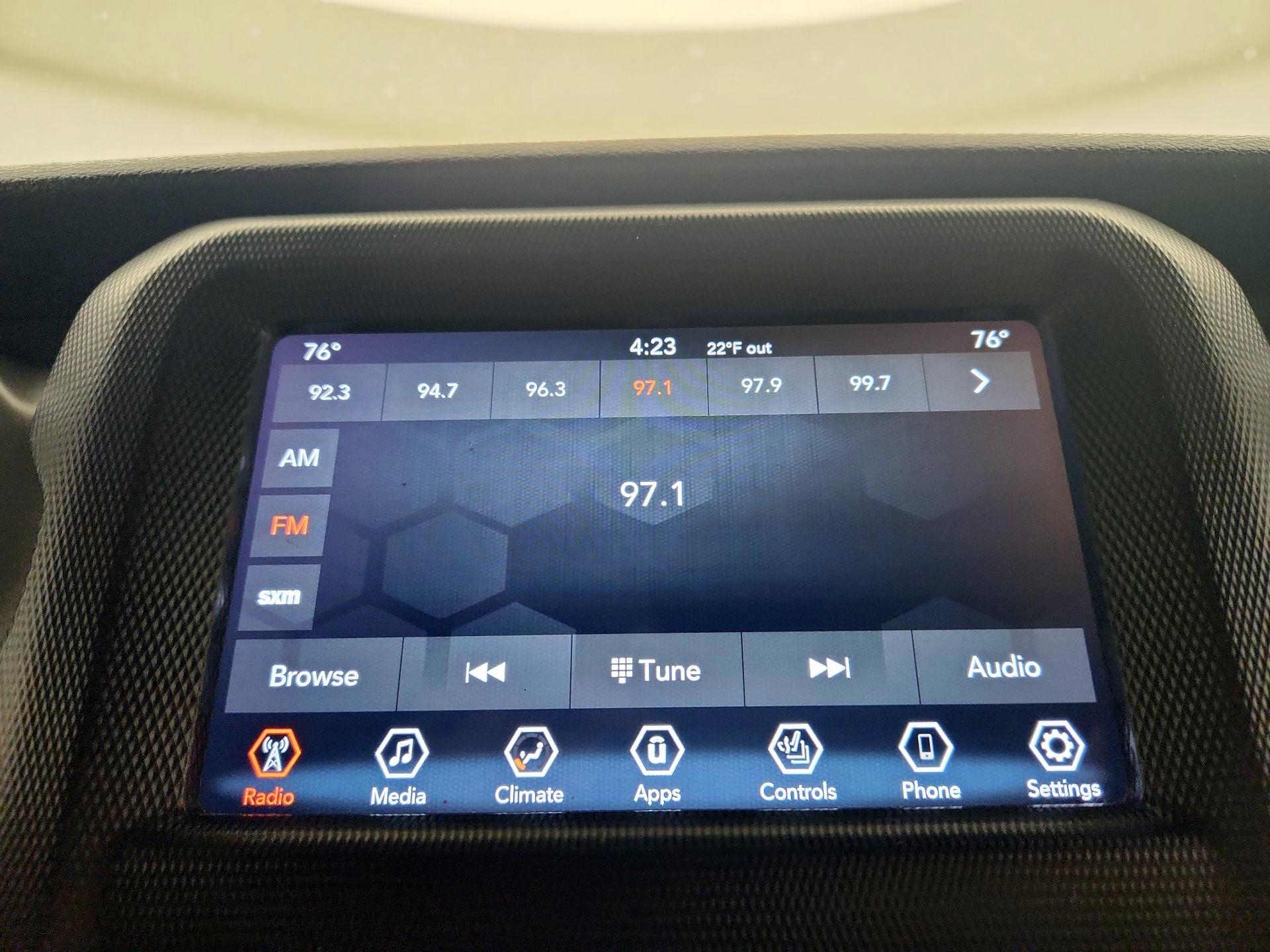 Thumbnail: 2021 Jeep Gladiator - 15