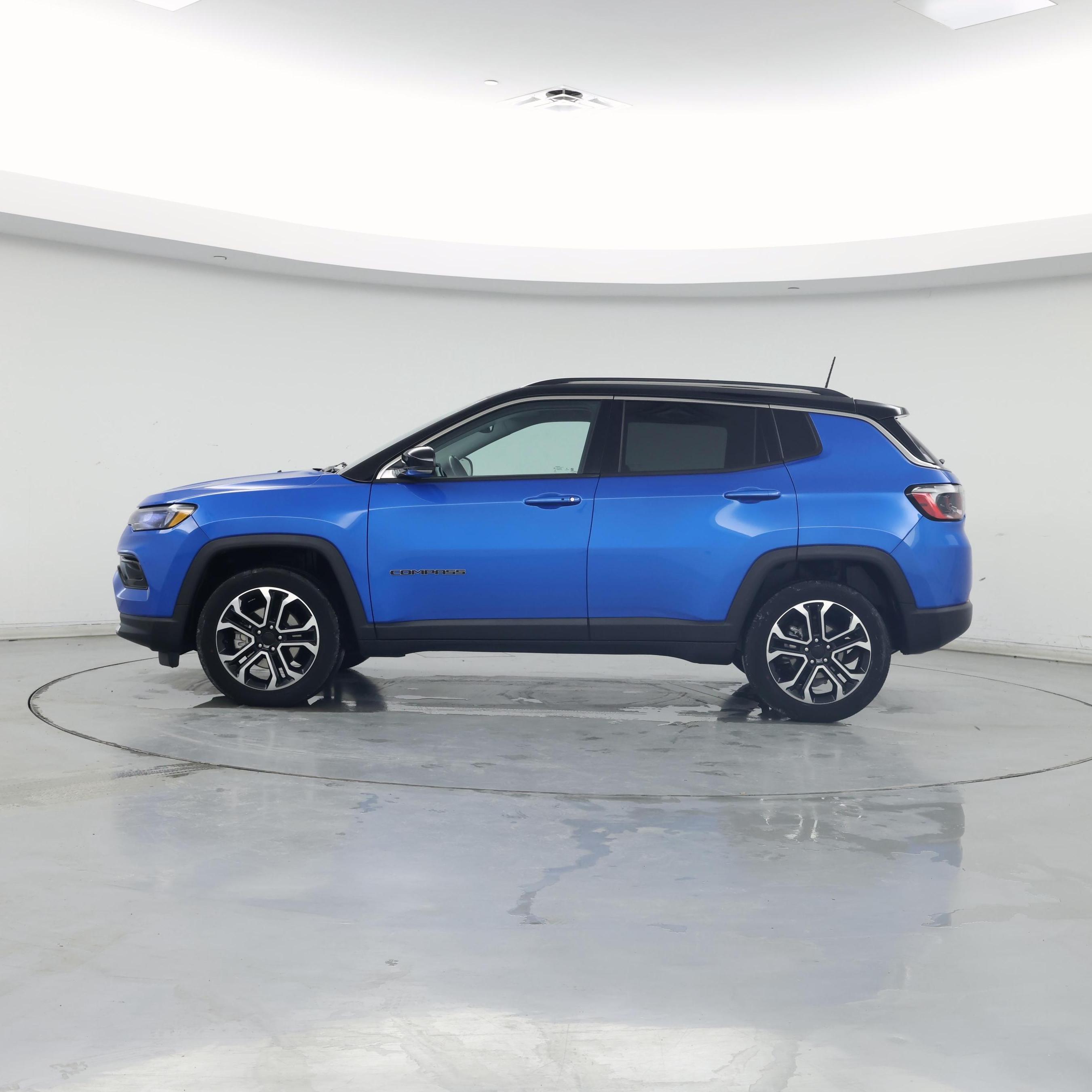 Thumbnail: 2022 Jeep Compass - 3