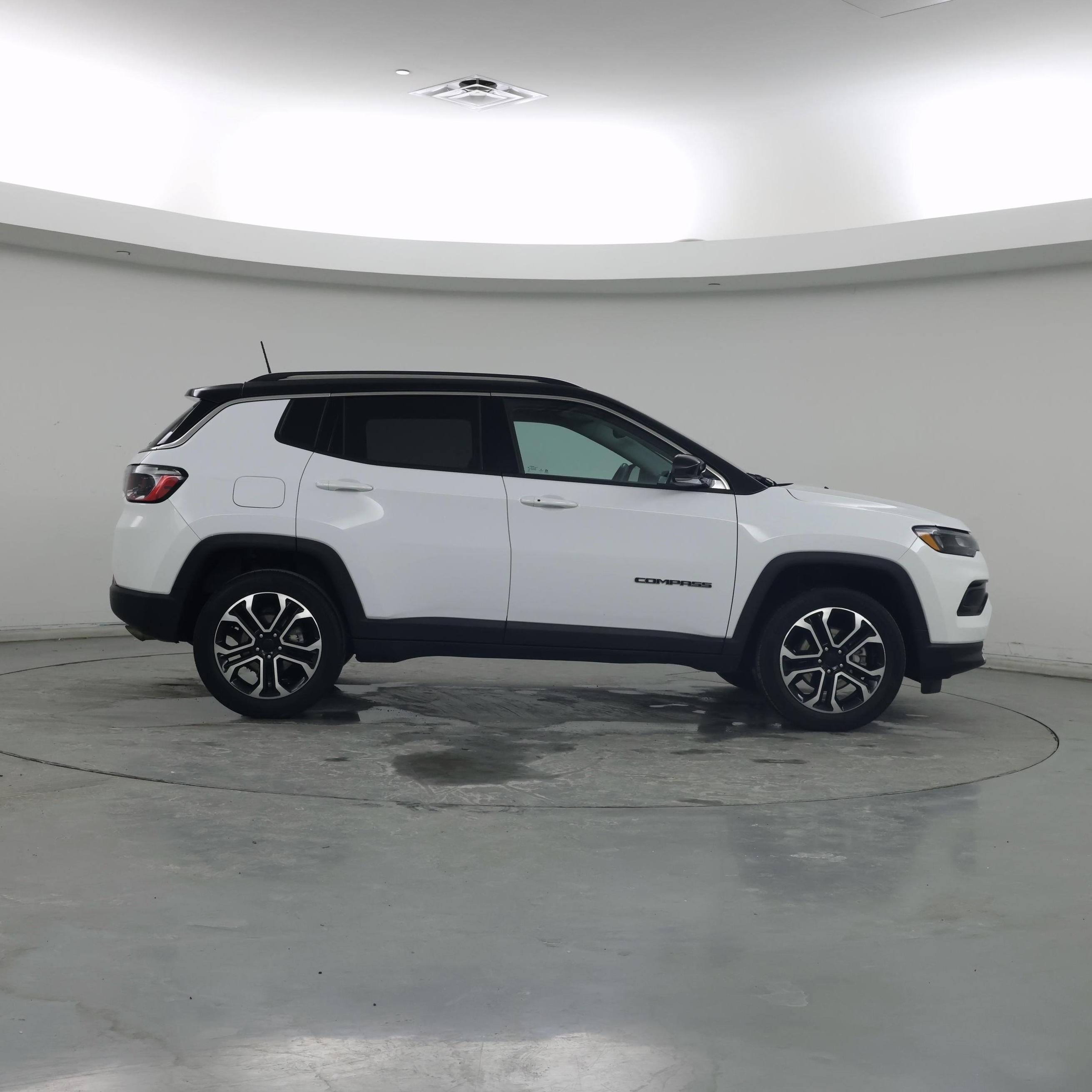 Thumbnail: 2022 Jeep Compass - 7