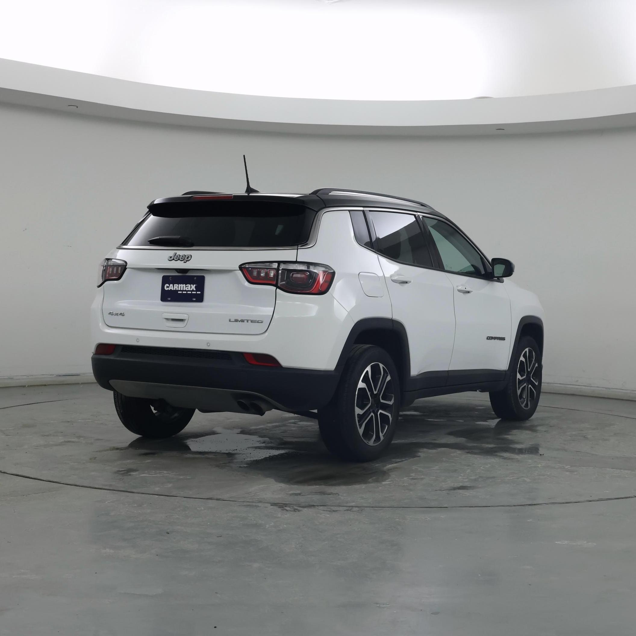 Thumbnail: 2022 Jeep Compass - 8