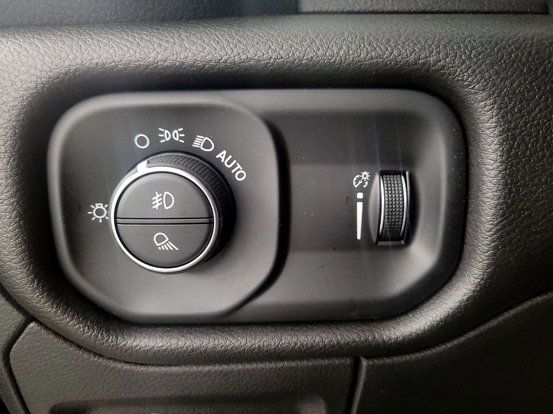 Thumbnail: 2022 RAM 1500 - 13