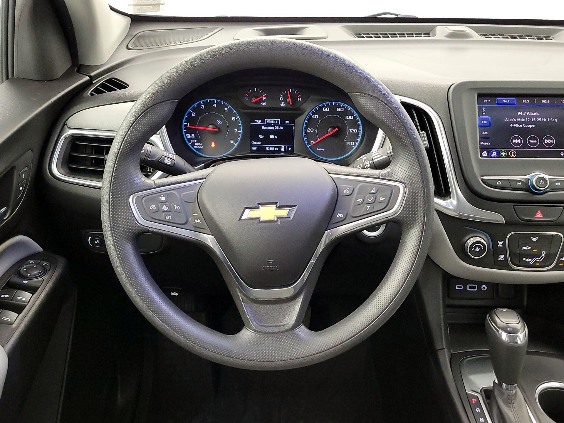 Thumbnail: 2020 Chevrolet Equinox - 10