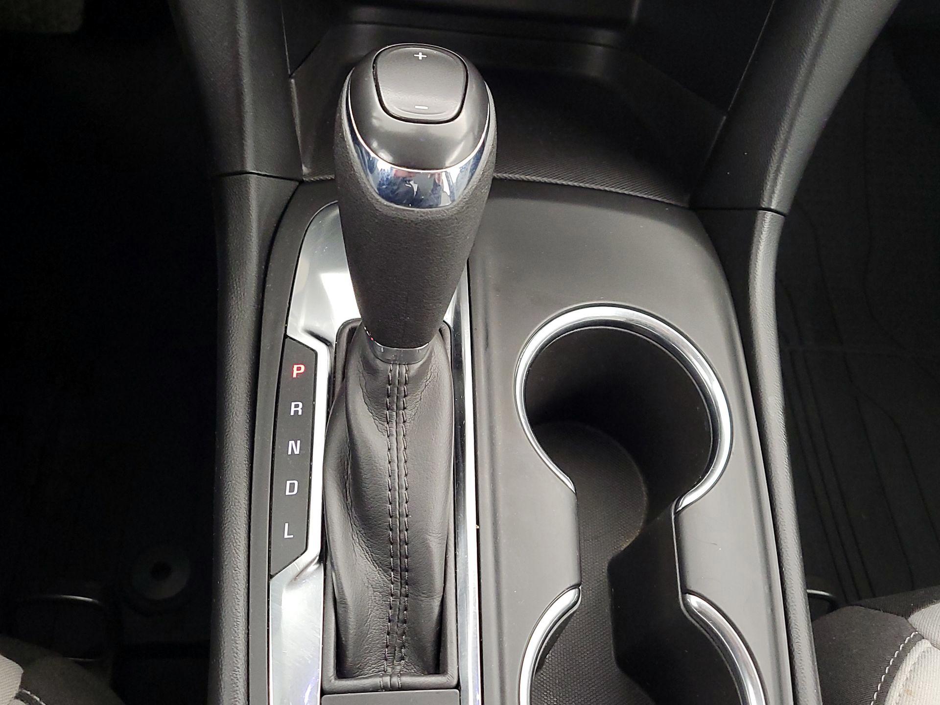 Thumbnail: 2020 Chevrolet Equinox - 17