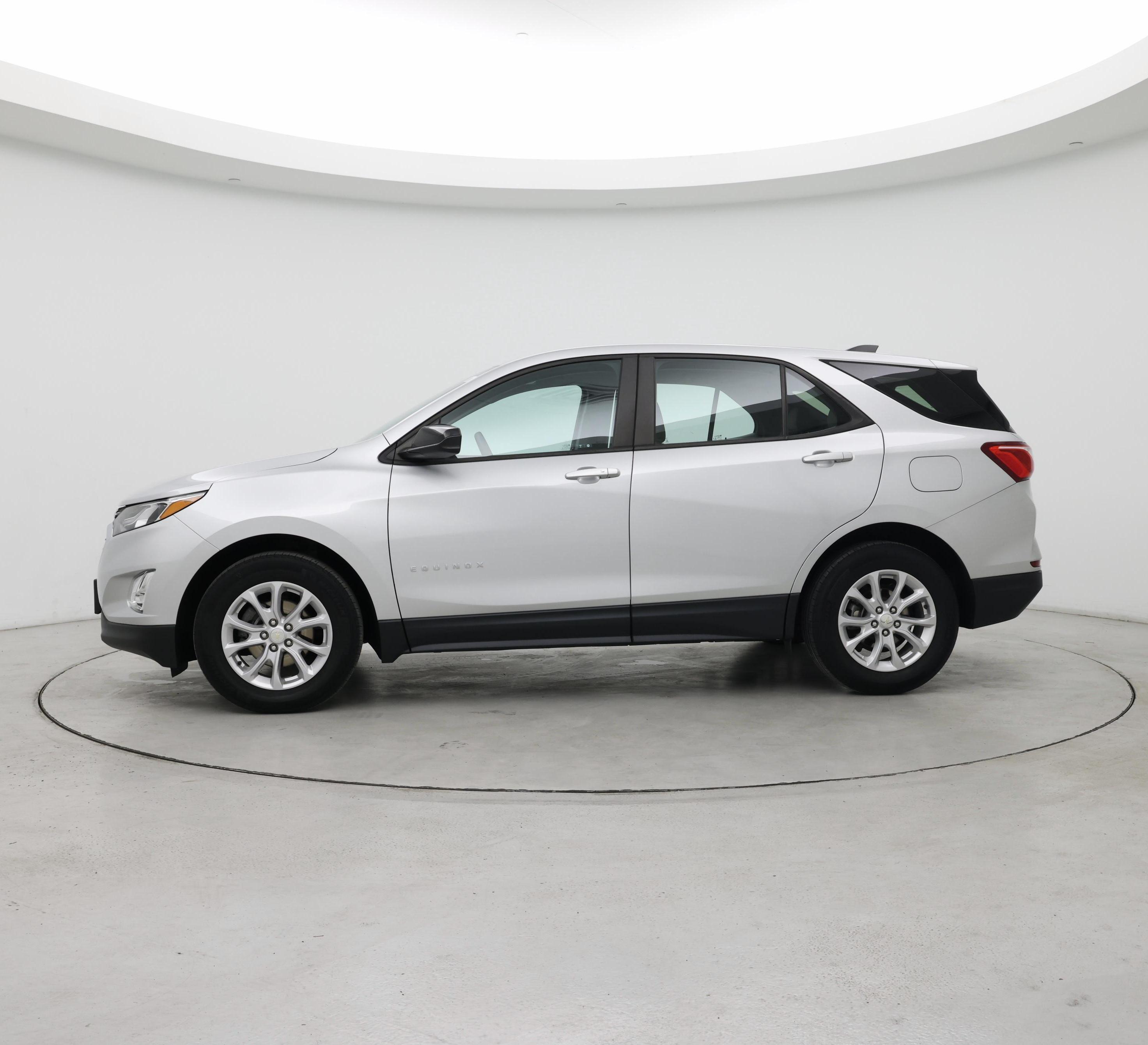 Thumbnail: 2020 Chevrolet Equinox - 3