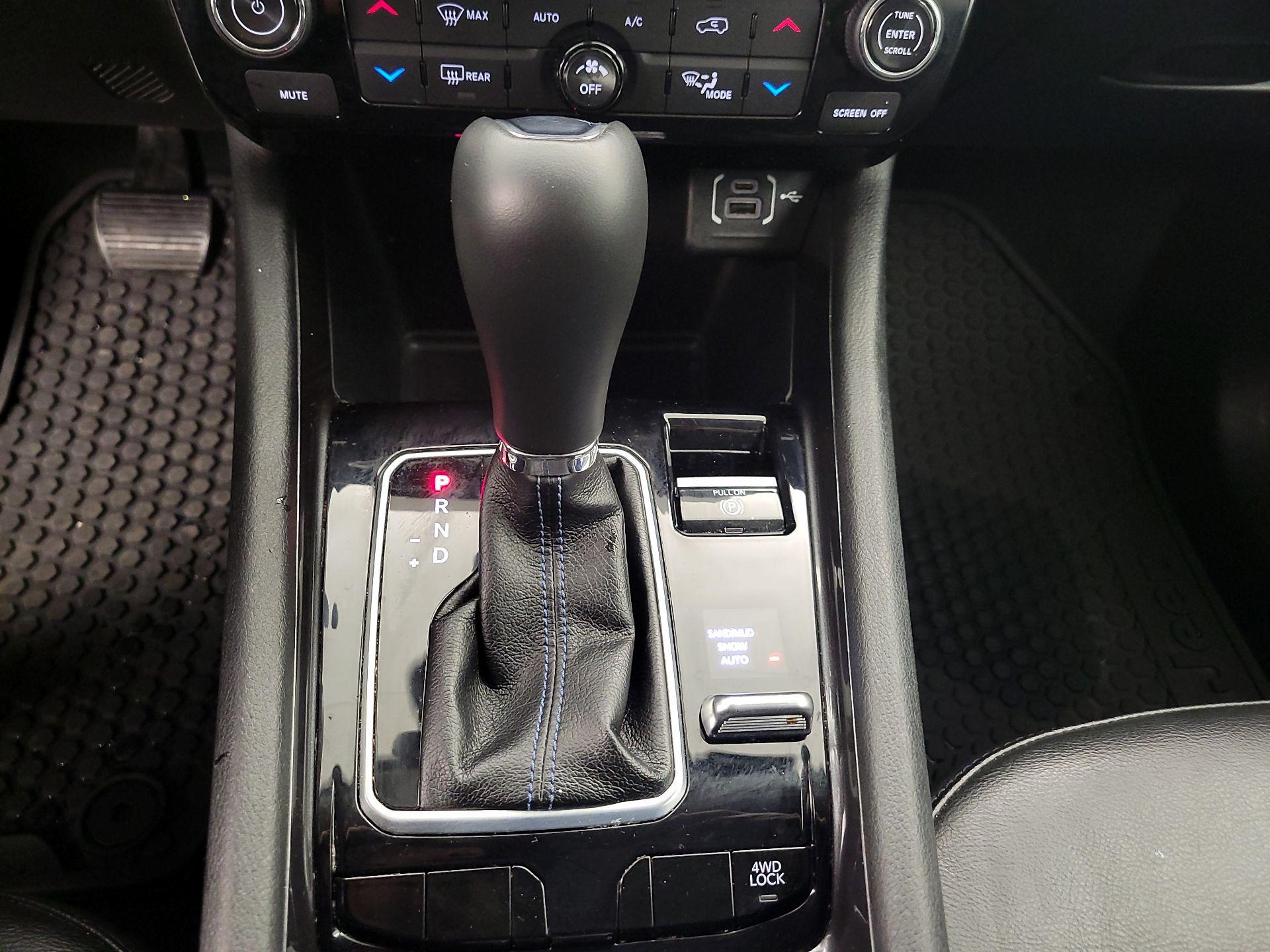 Thumbnail: 2022 Jeep Compass - 17