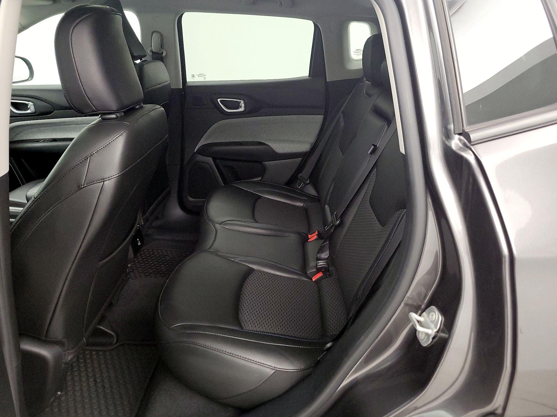 Thumbnail: 2022 Jeep Compass - 20