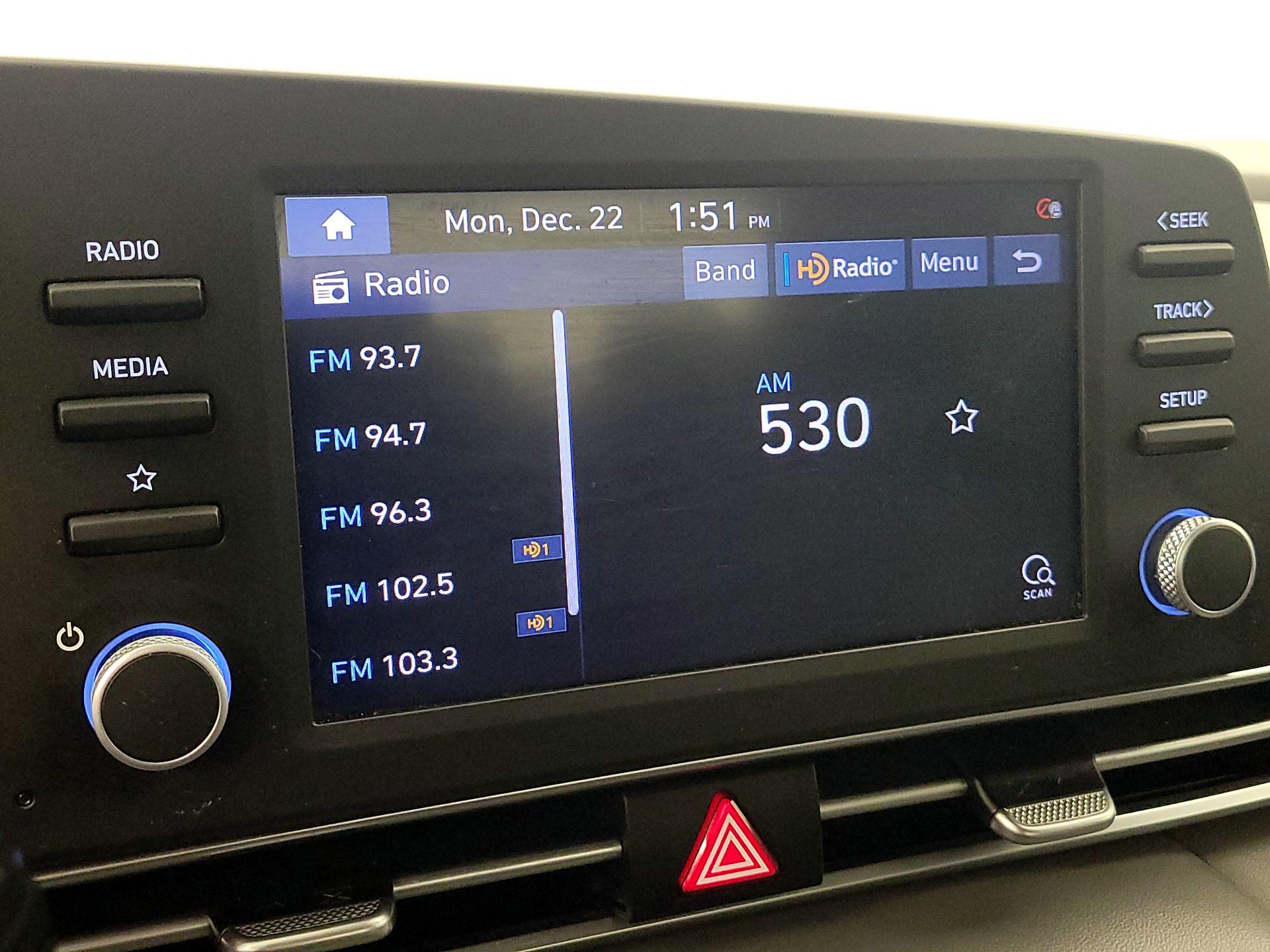 Thumbnail: 2022 Hyundai Elantra - 15