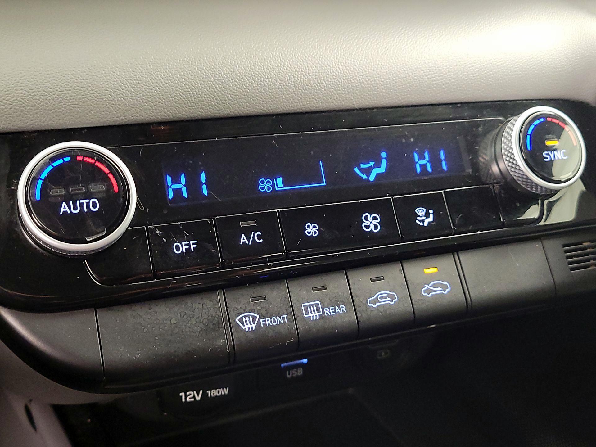 Thumbnail: 2022 Hyundai Elantra - 16