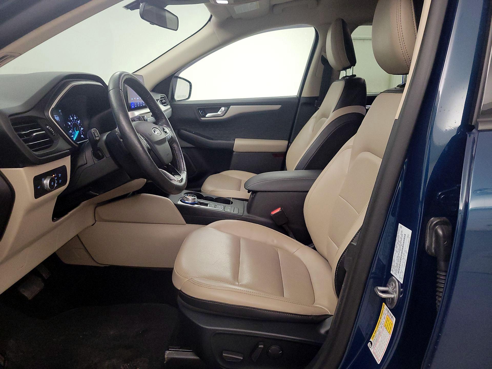 Thumbnail: 2020 Ford Escape - 11