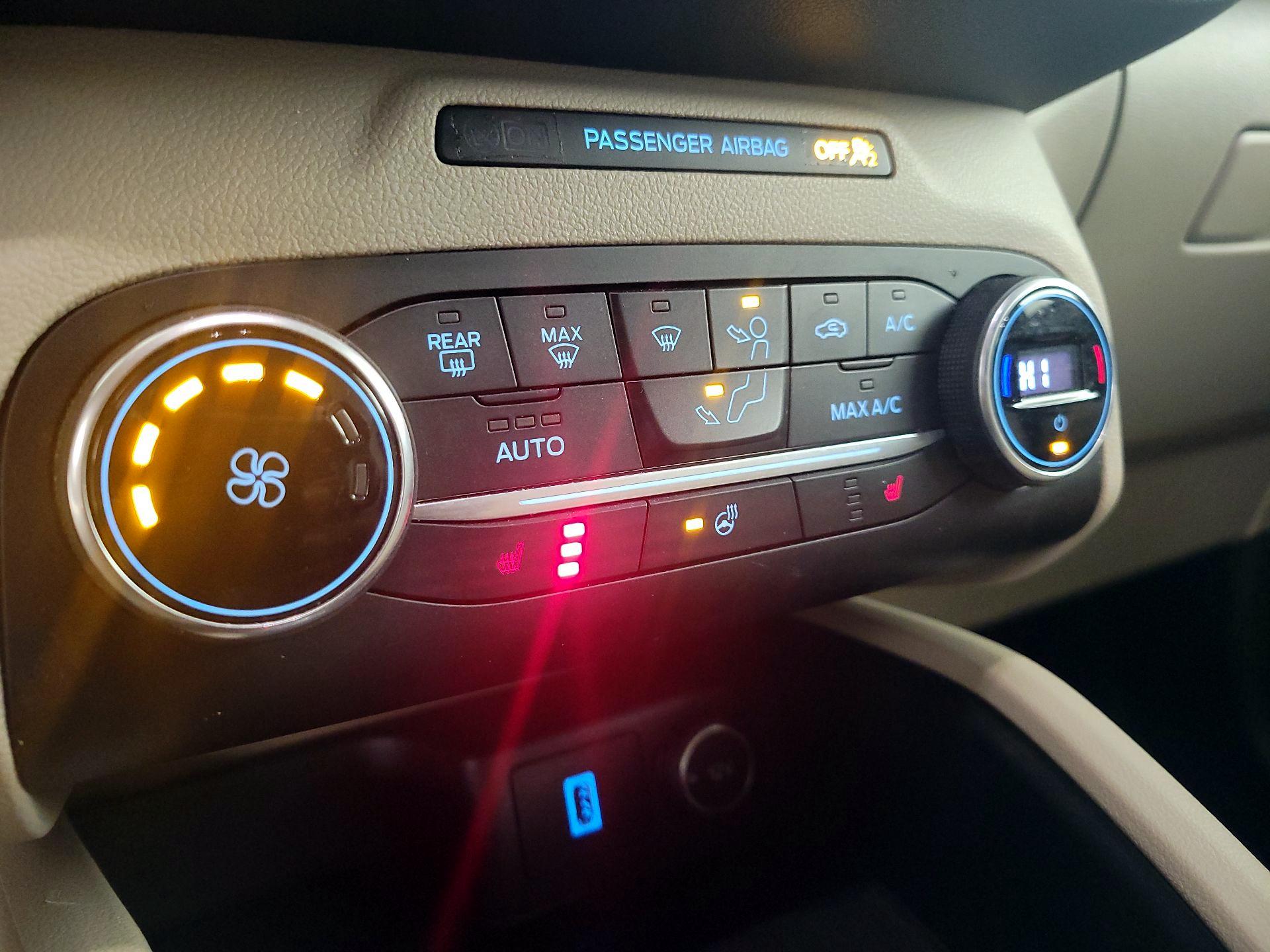 Thumbnail: 2020 Ford Escape - 17