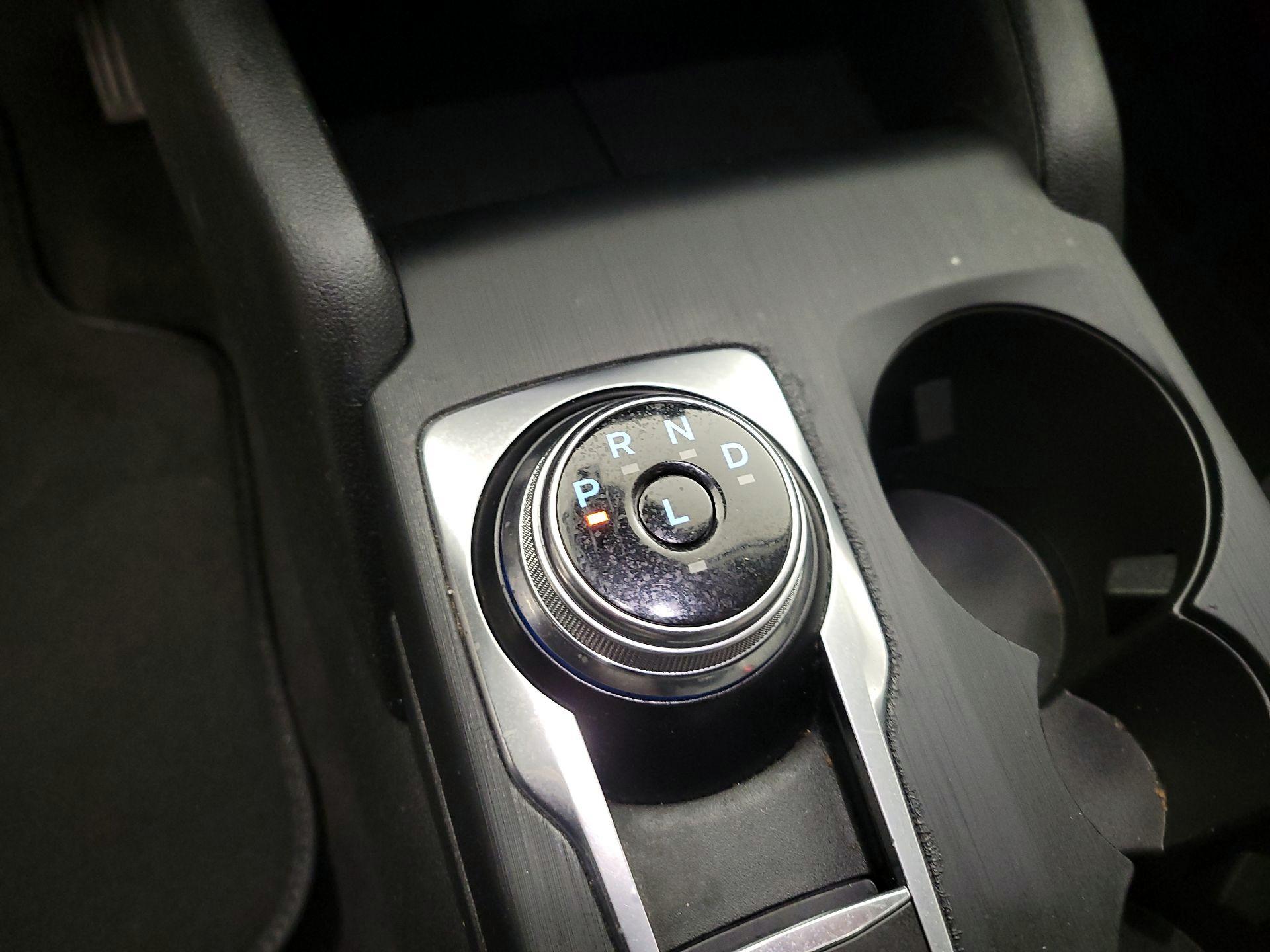 Thumbnail: 2021 Ford Escape - 17