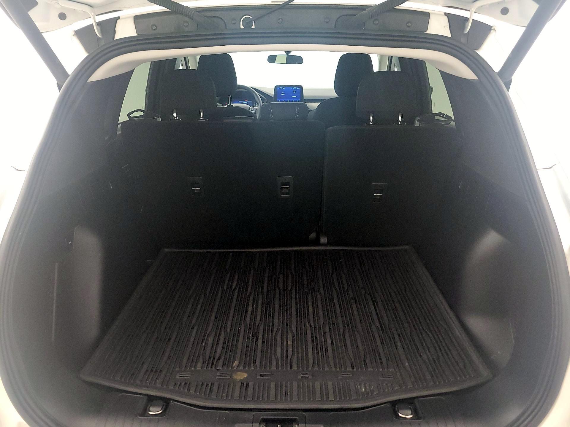 Thumbnail: 2023 Ford Escape - 20