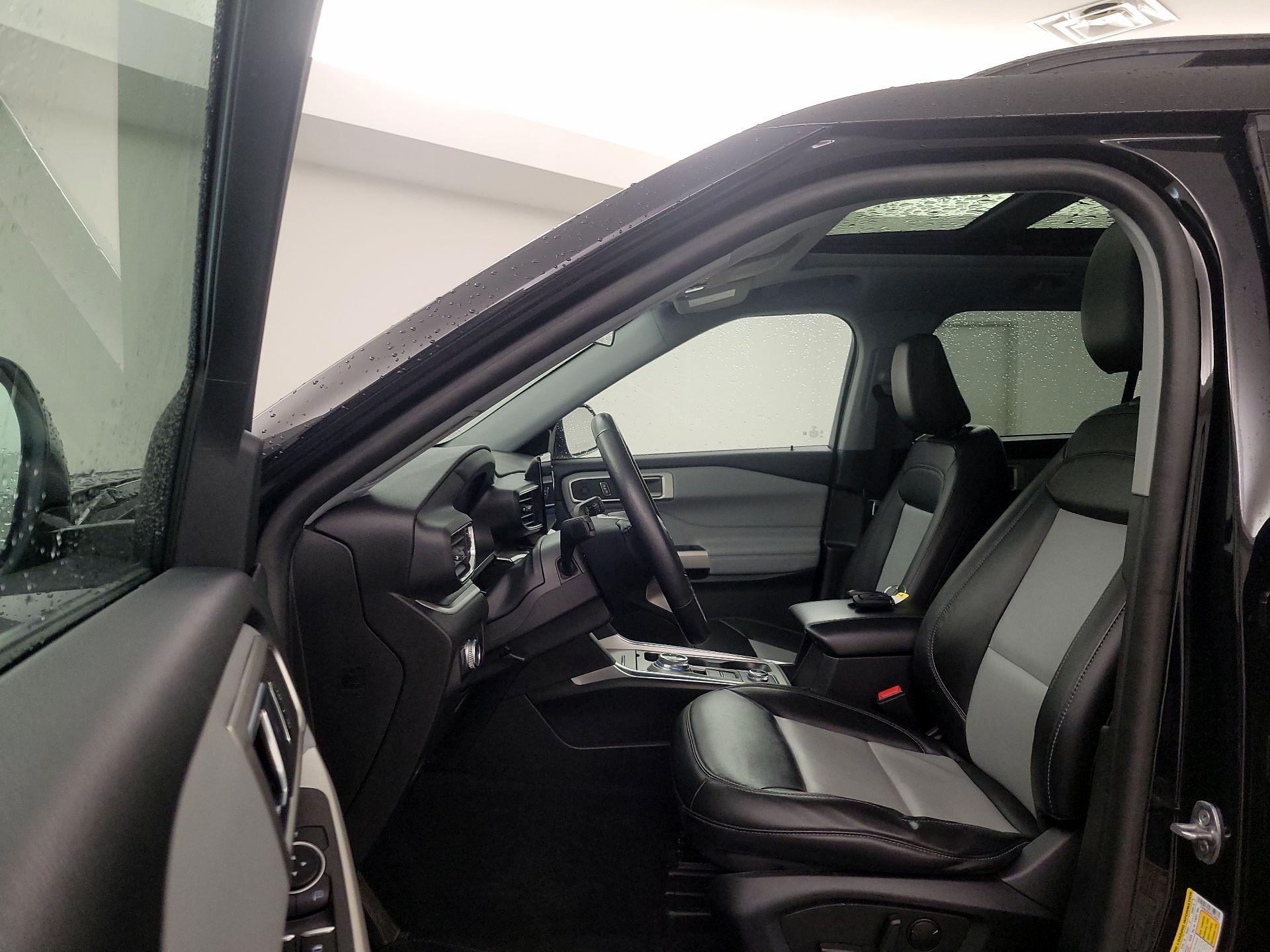 Thumbnail: 2022 Ford Explorer - 11