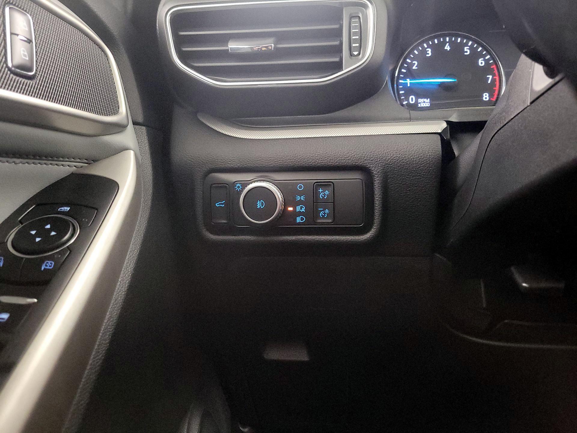 Thumbnail: 2022 Ford Explorer - 13