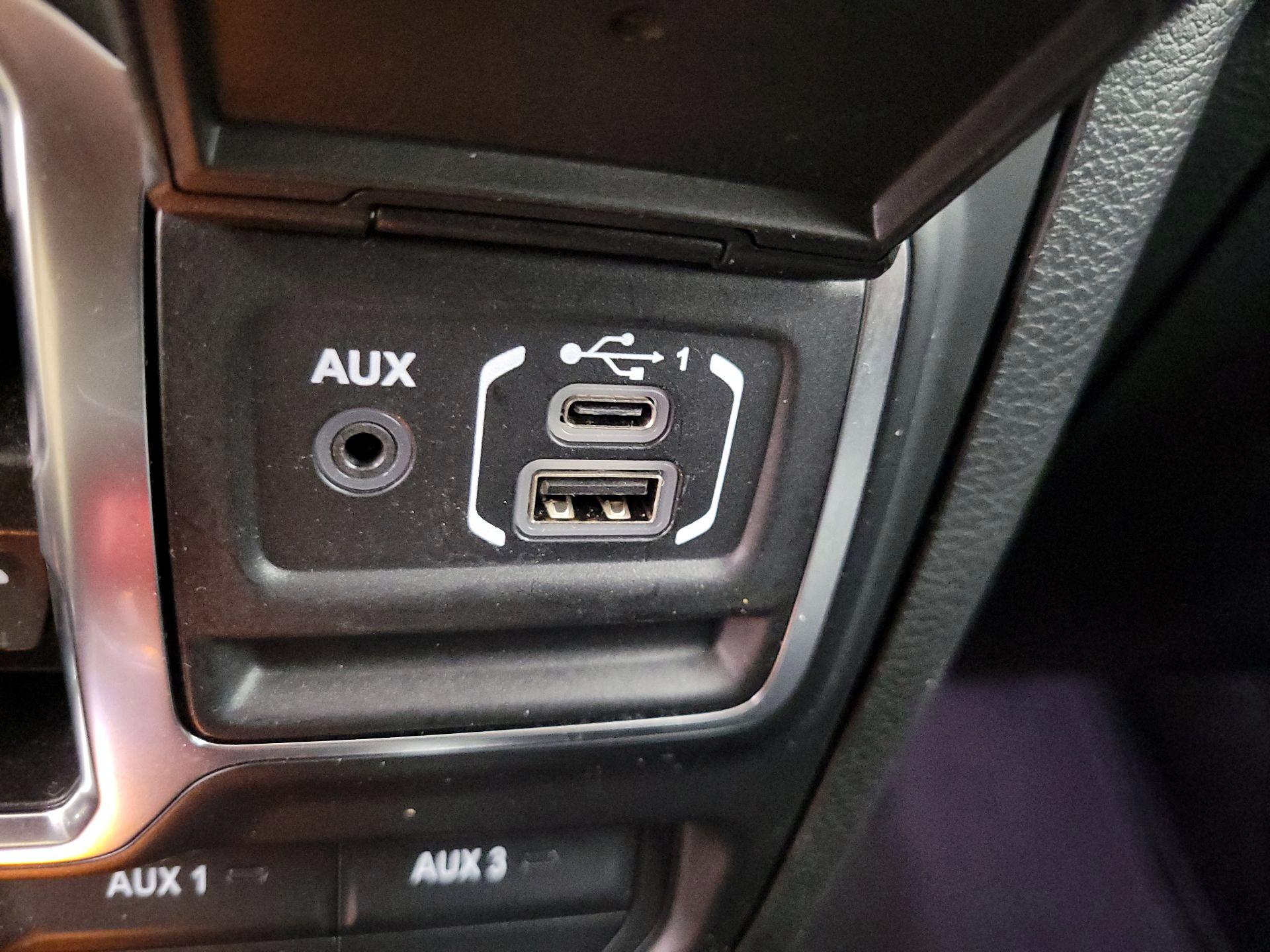 Thumbnail: 2022 Jeep Gladiator - 19