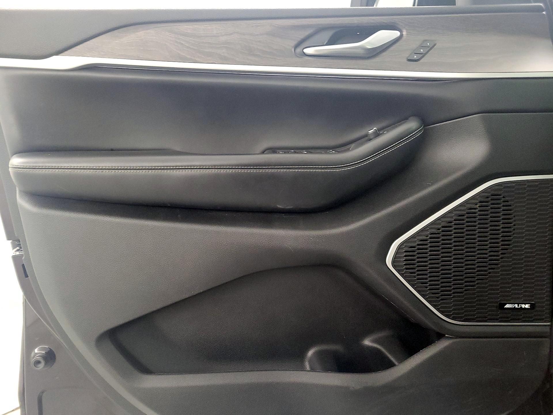 Thumbnail: 2022 Jeep Grand Cherokee L - 12