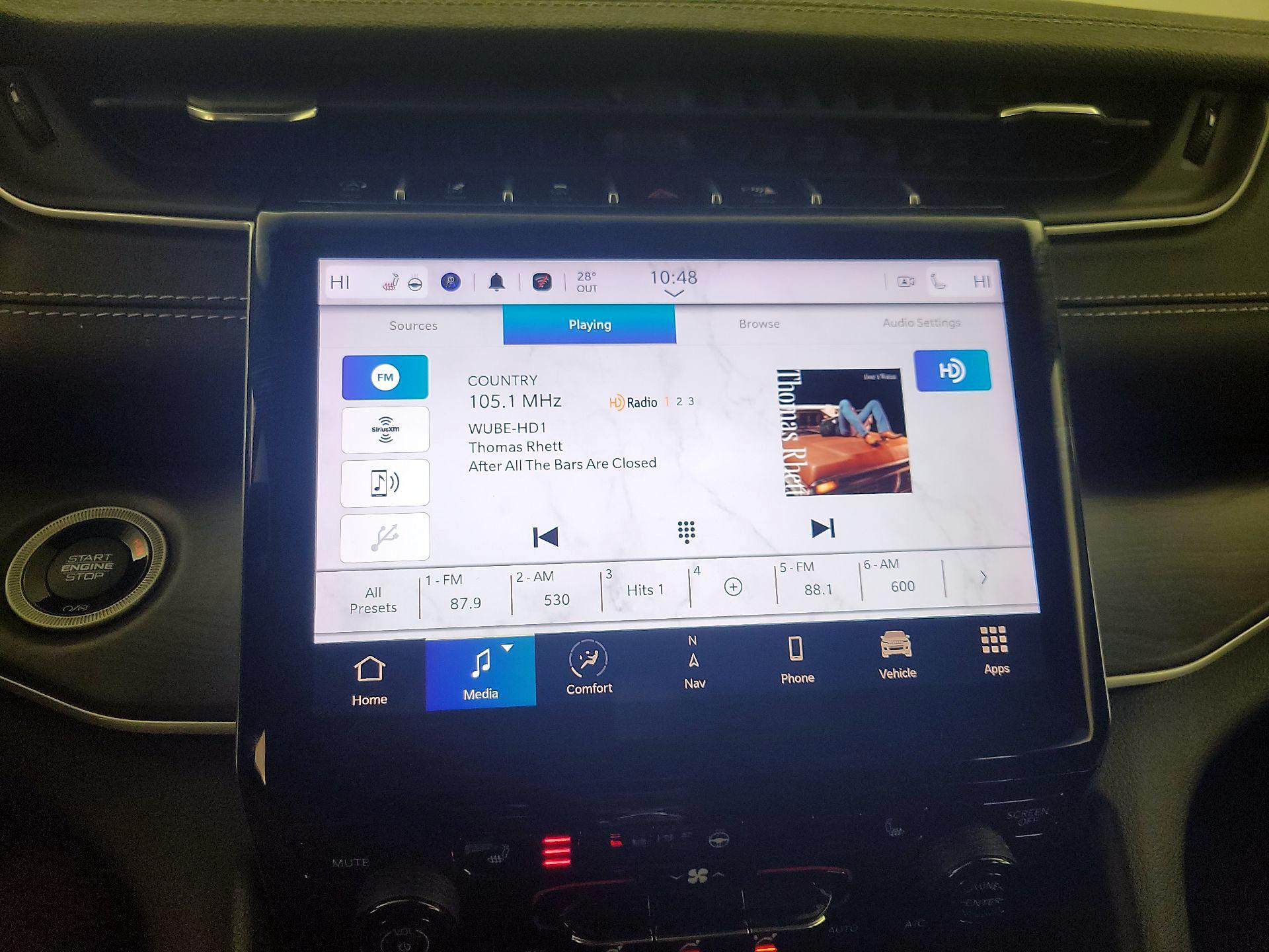 Thumbnail: 2022 Jeep Grand Cherokee L - 16