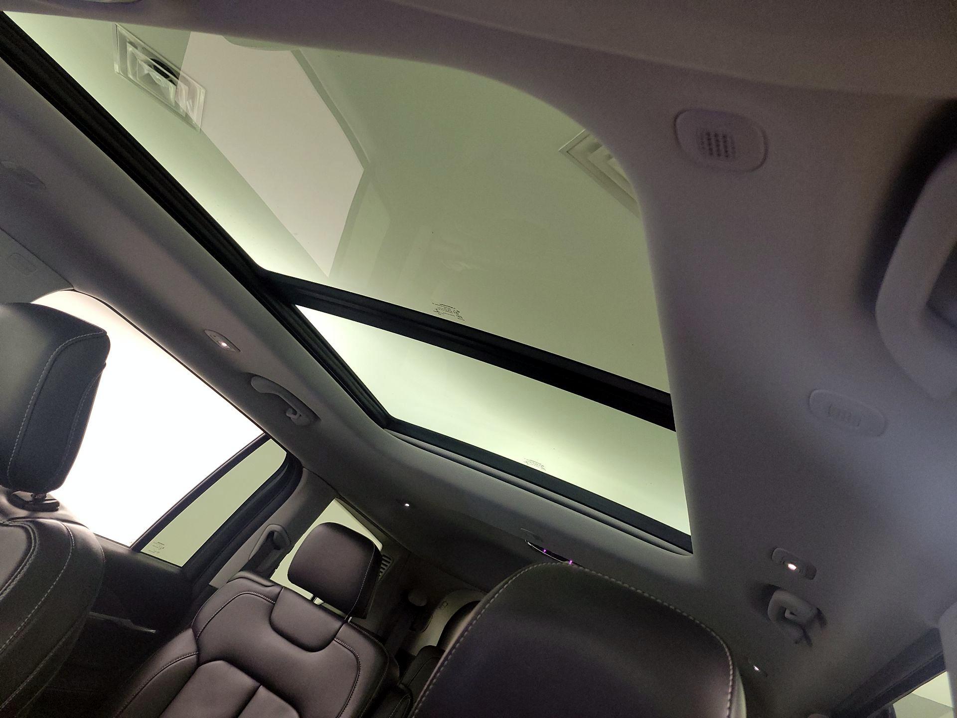 Thumbnail: 2022 Jeep Grand Cherokee L - 20