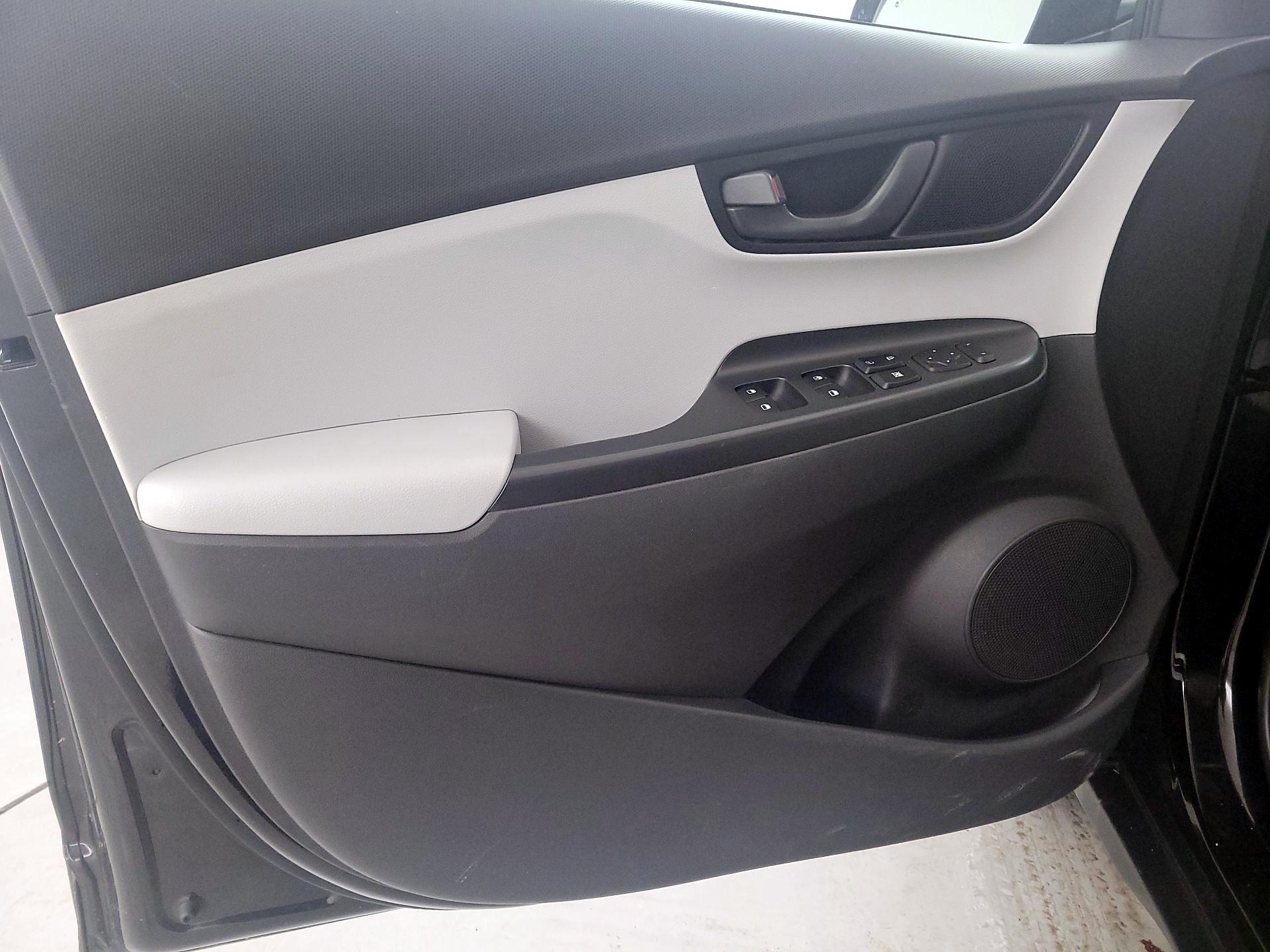 Thumbnail: 2023 Hyundai Kona - 12