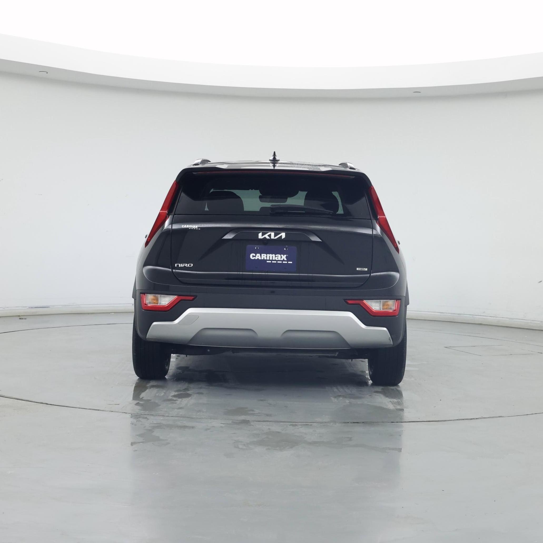 Thumbnail: 2023 Kia Niro - 6