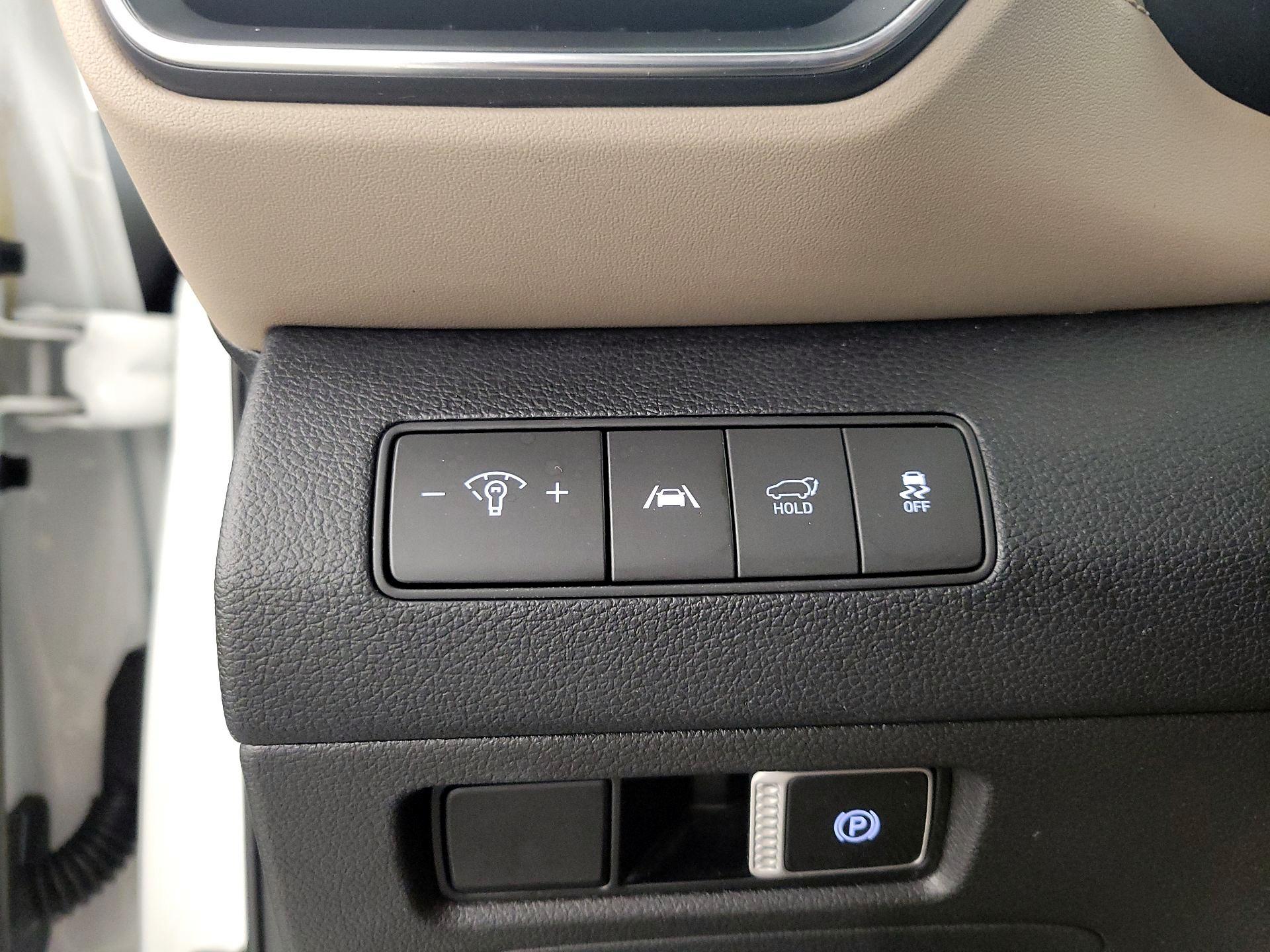 Thumbnail: 2023 Hyundai Santa Fe - 13