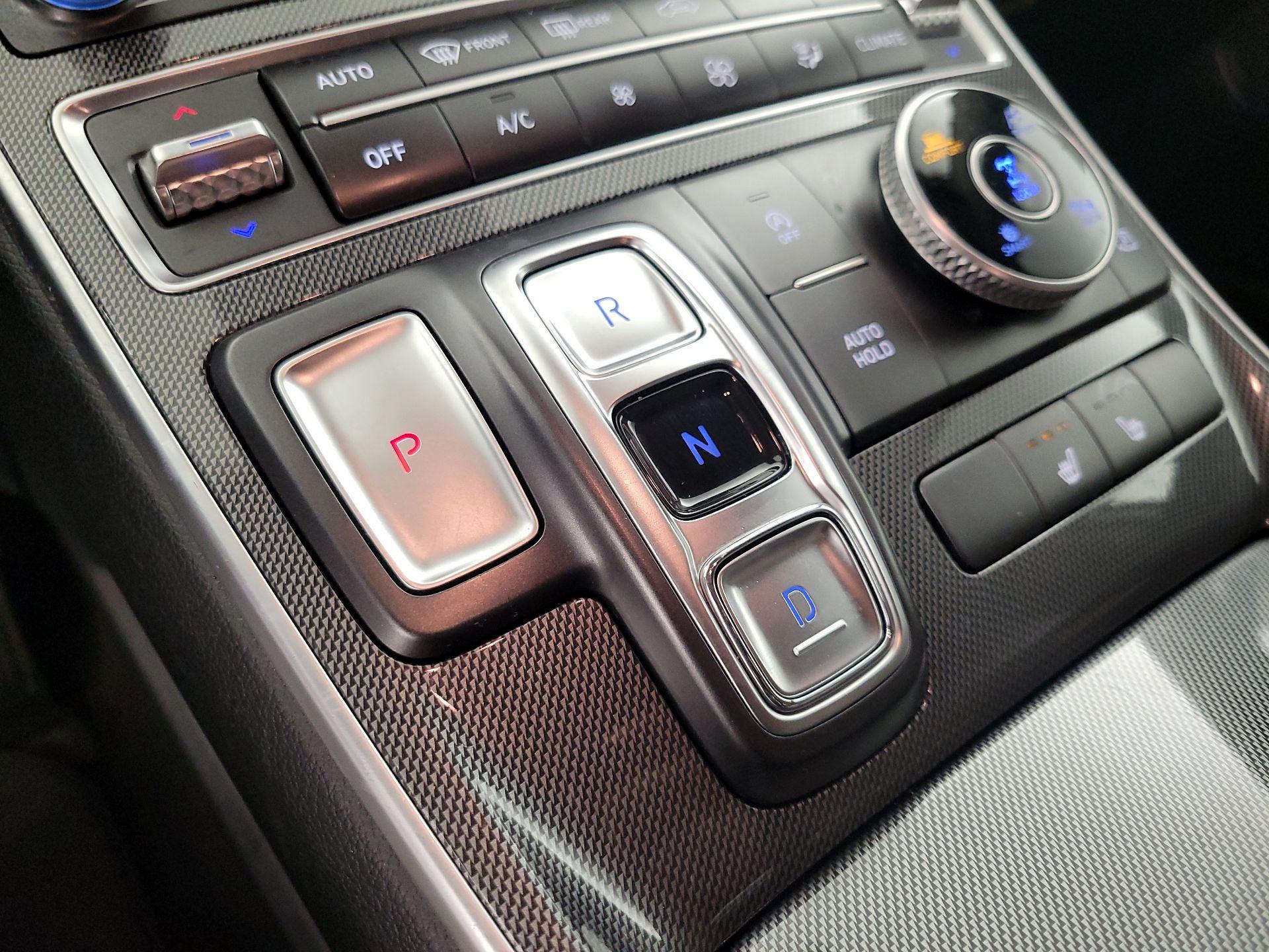 Thumbnail: 2023 Hyundai Santa Fe - 18