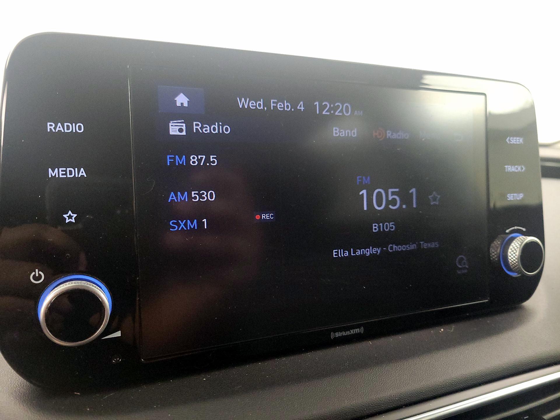 Thumbnail: 2022 Hyundai Santa Fe - 15