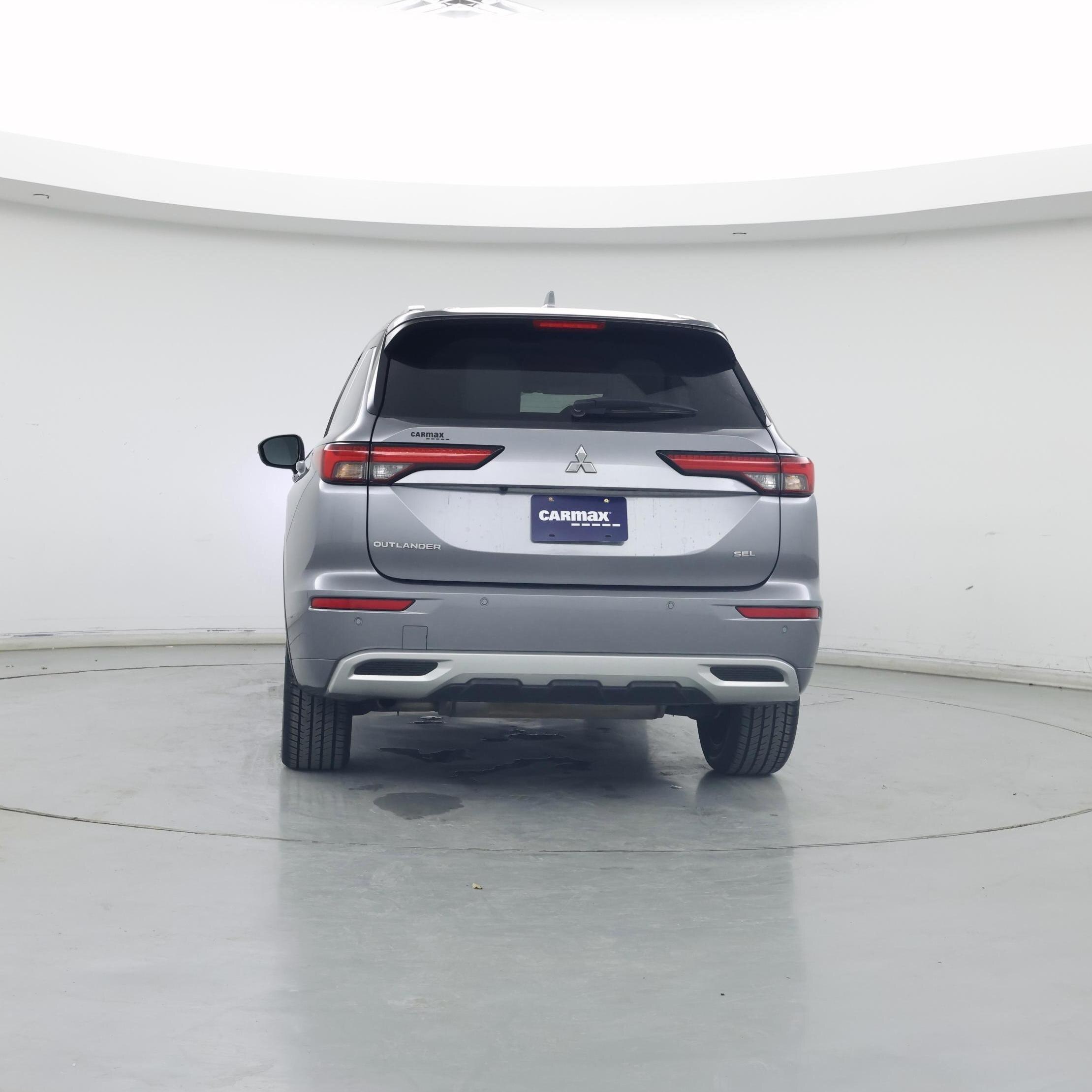 Thumbnail: 2023 Mitsubishi Outlander - 6