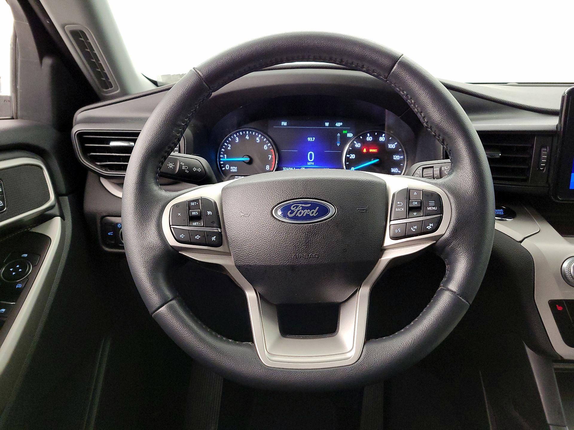 Thumbnail: 2023 Ford Explorer - 10