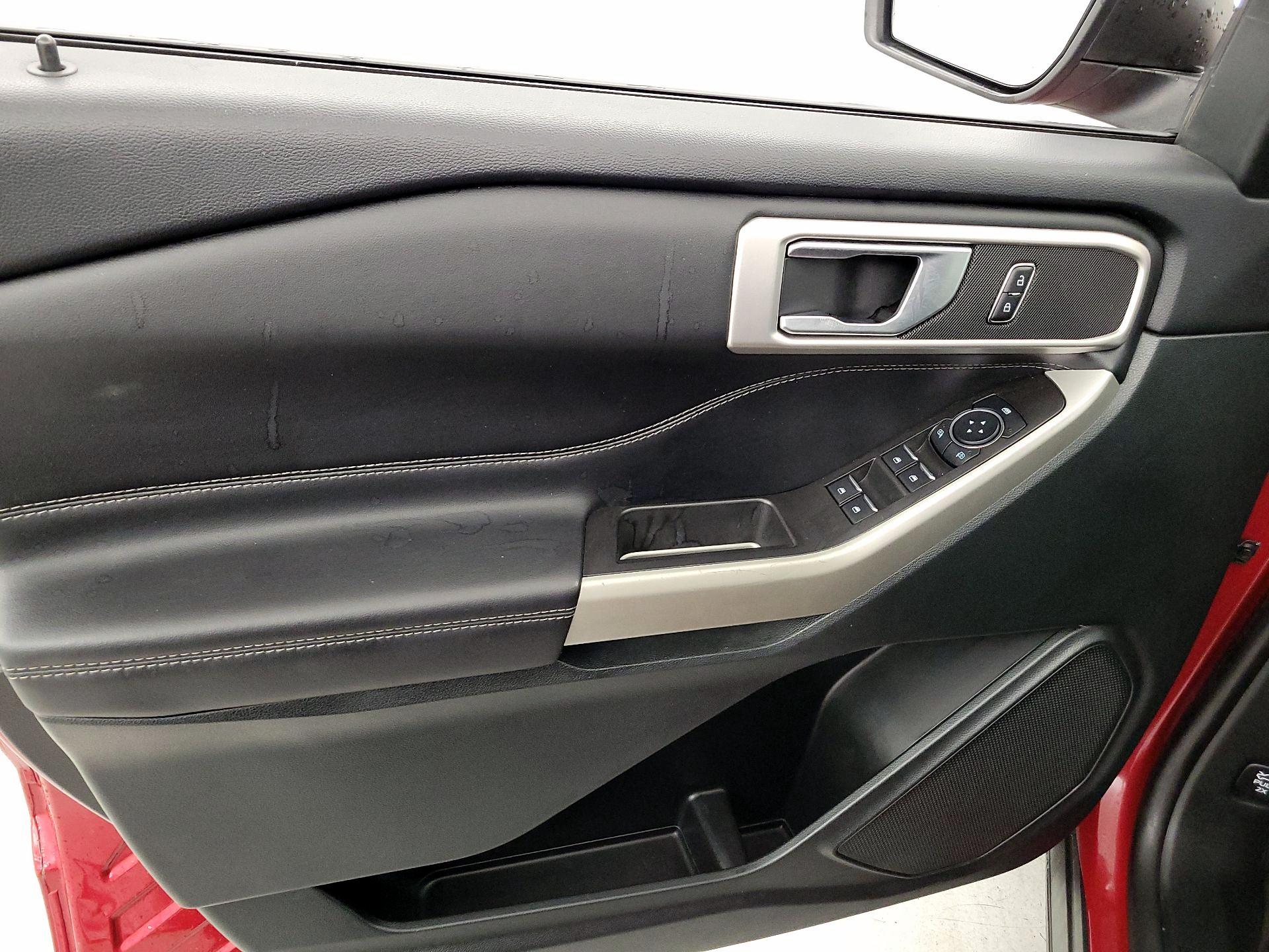 Thumbnail: 2023 Ford Explorer - 12