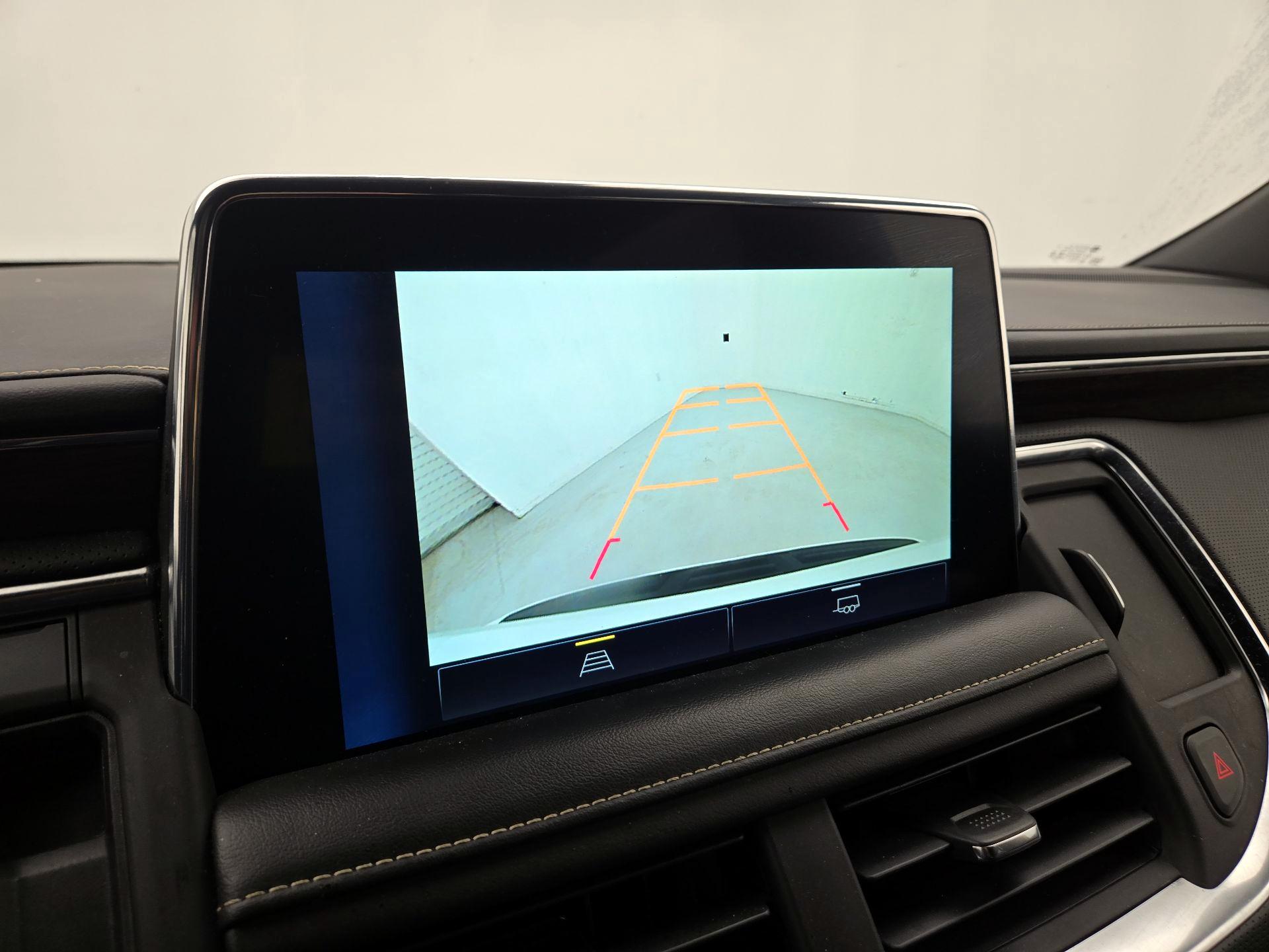 Thumbnail: 2023 Chevrolet Suburban - 14