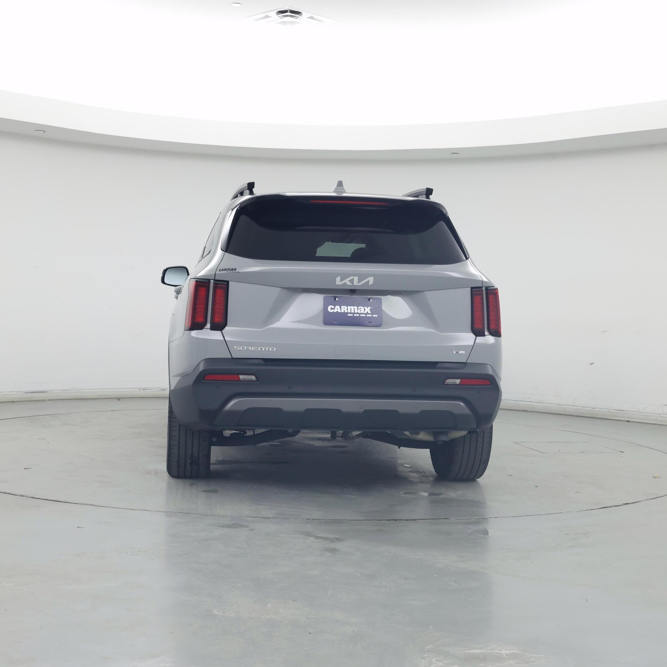 Thumbnail: 2023 Kia Sorento - 6