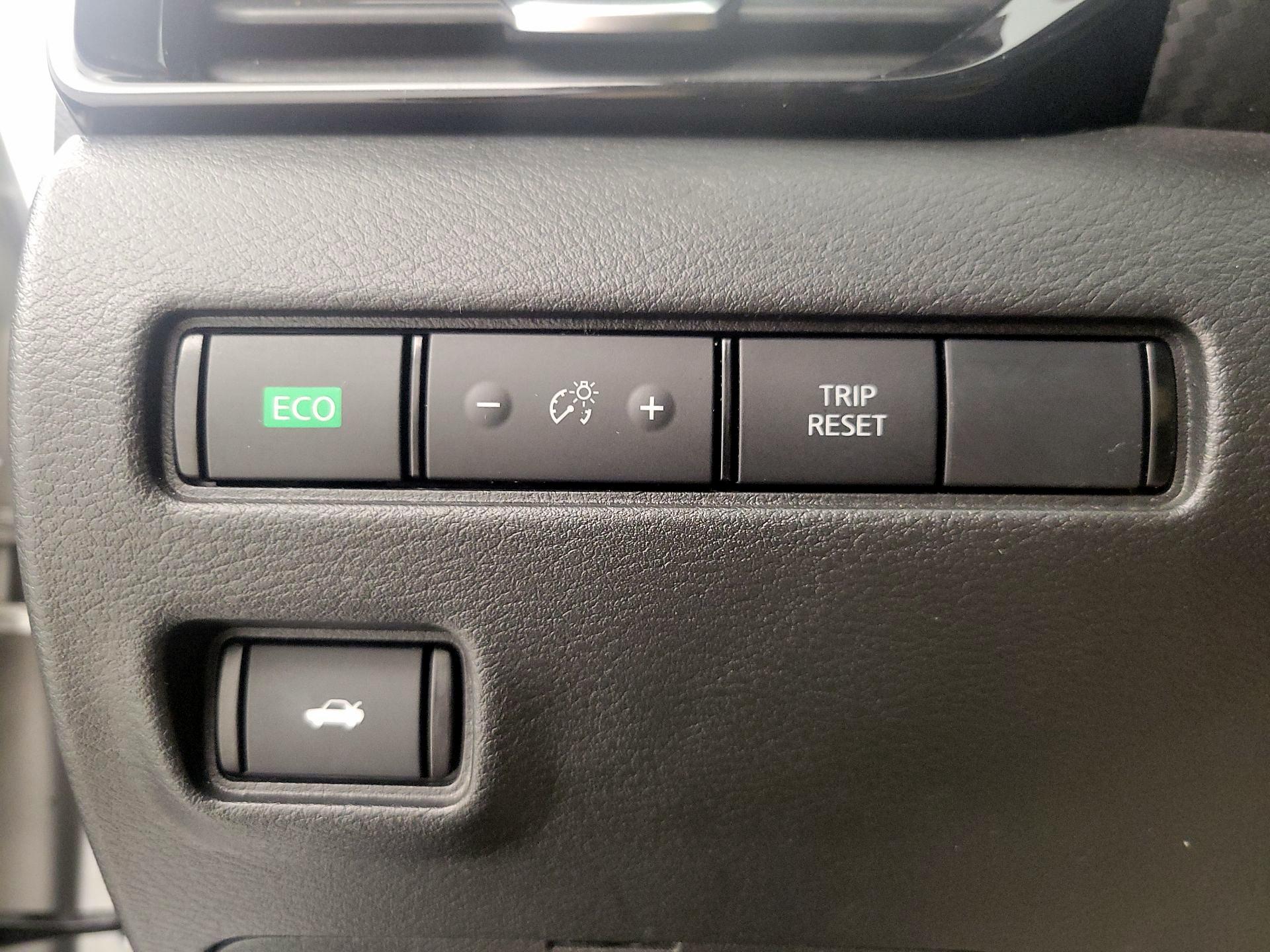 Thumbnail: 2023 Nissan Sentra - 13