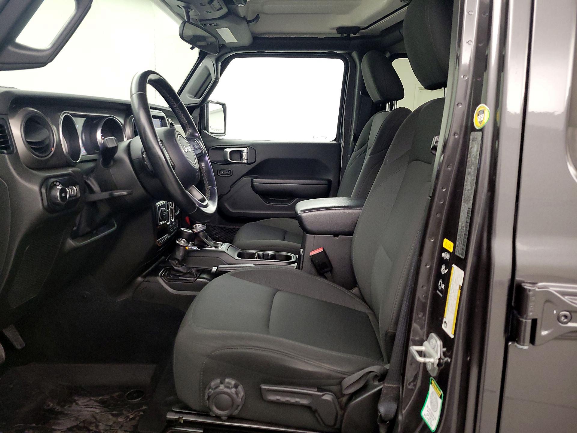 Thumbnail: 2022 Jeep Wrangler - 11