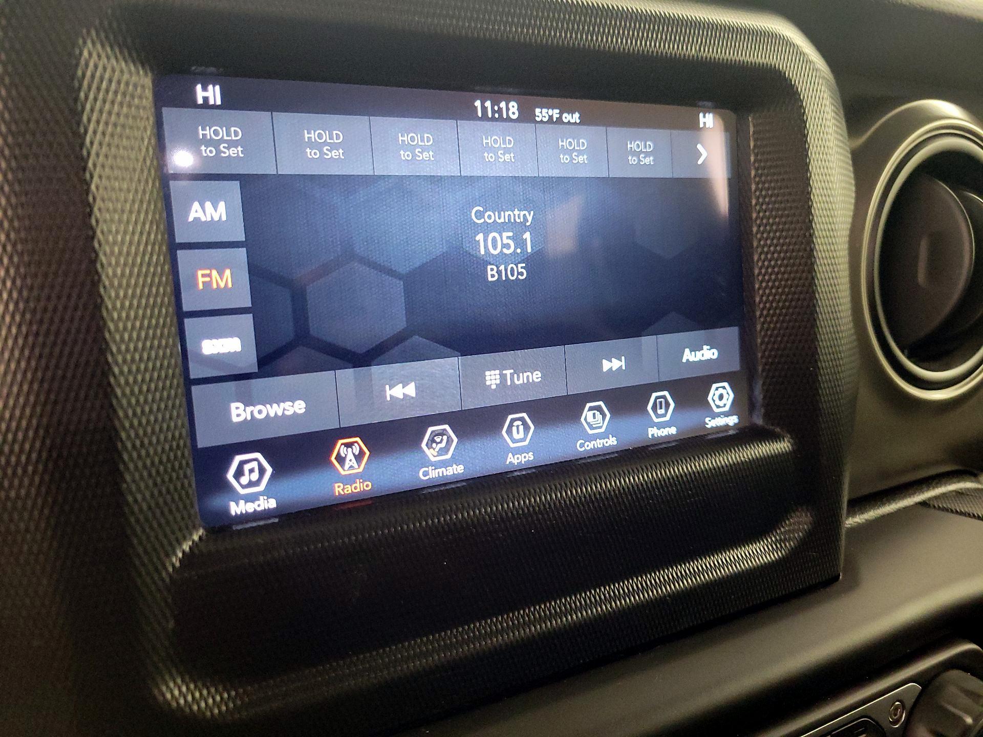 Thumbnail: 2022 Jeep Wrangler - 15