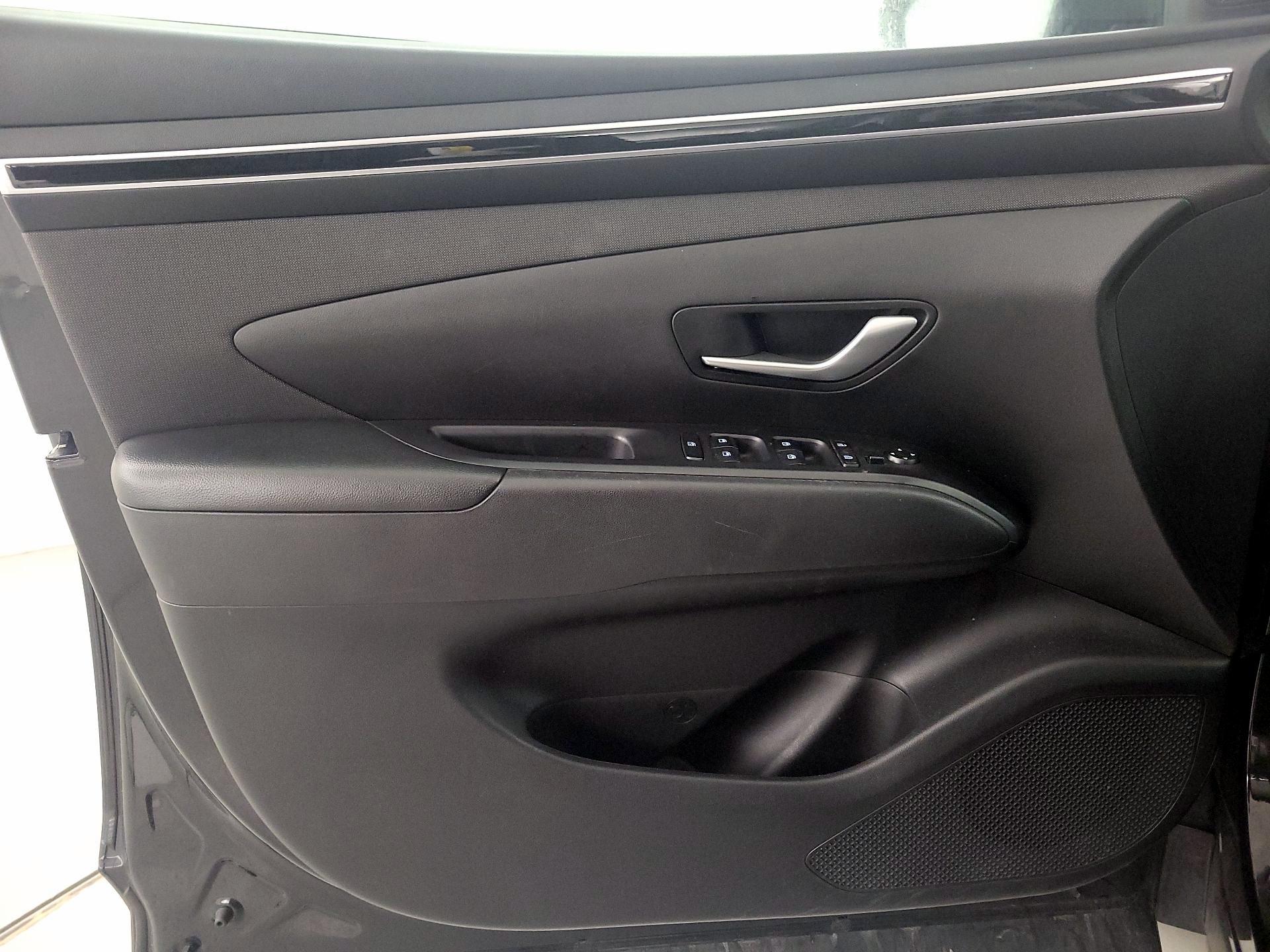 Thumbnail: 2023 Hyundai Tucson - 12