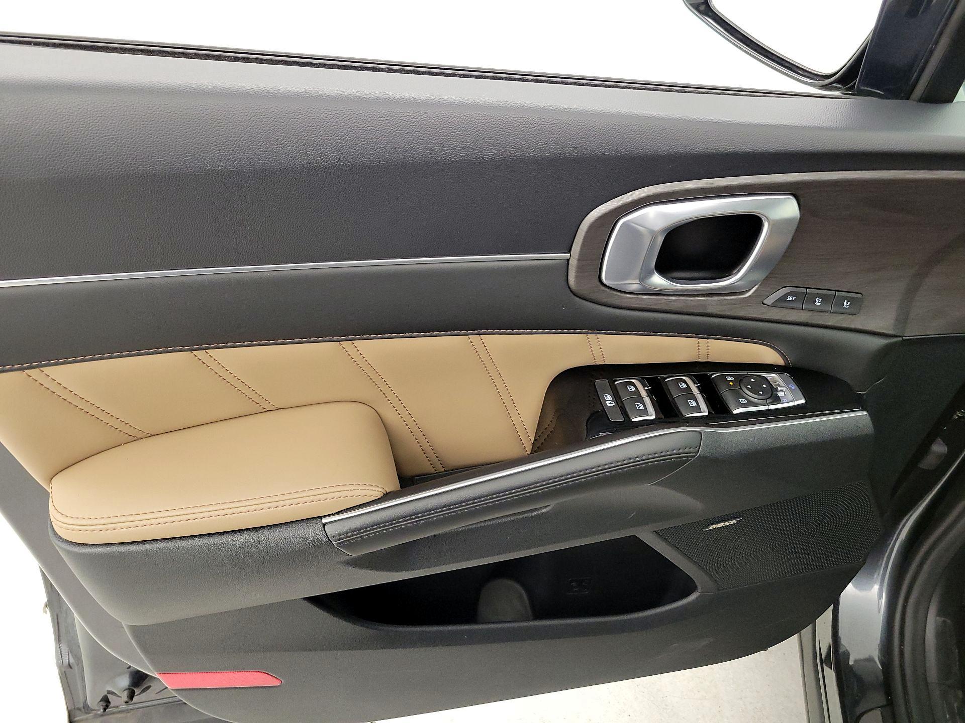 Thumbnail: 2024 Kia Sorento - 12