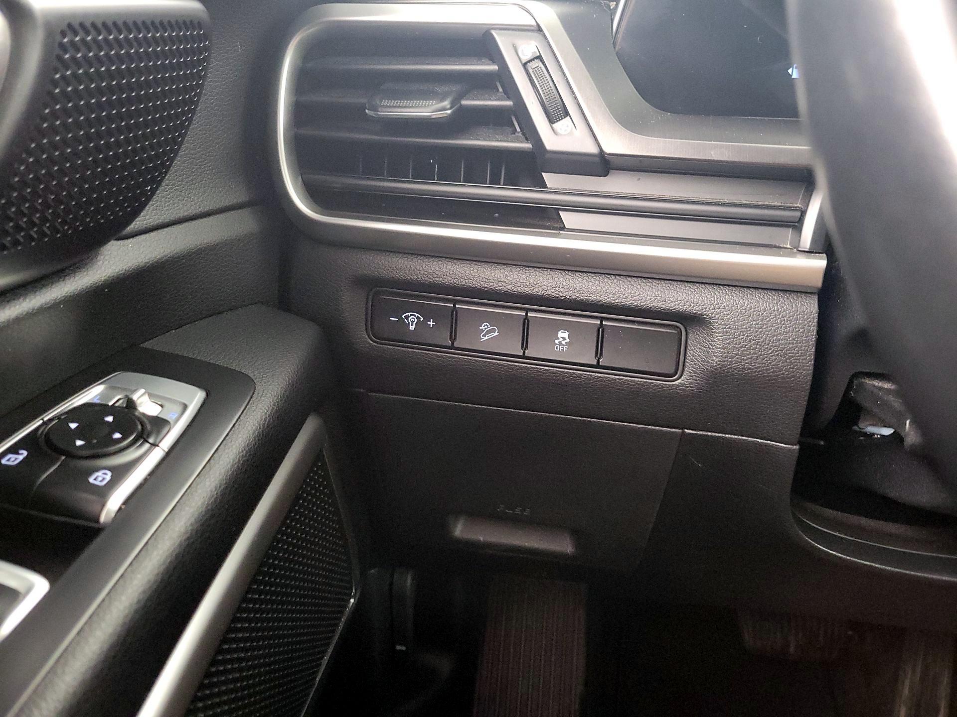 Thumbnail: 2023 Kia Telluride - 13