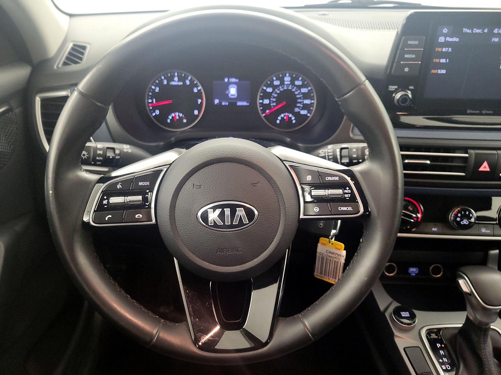 Thumbnail: 2021 Kia Seltos - 10