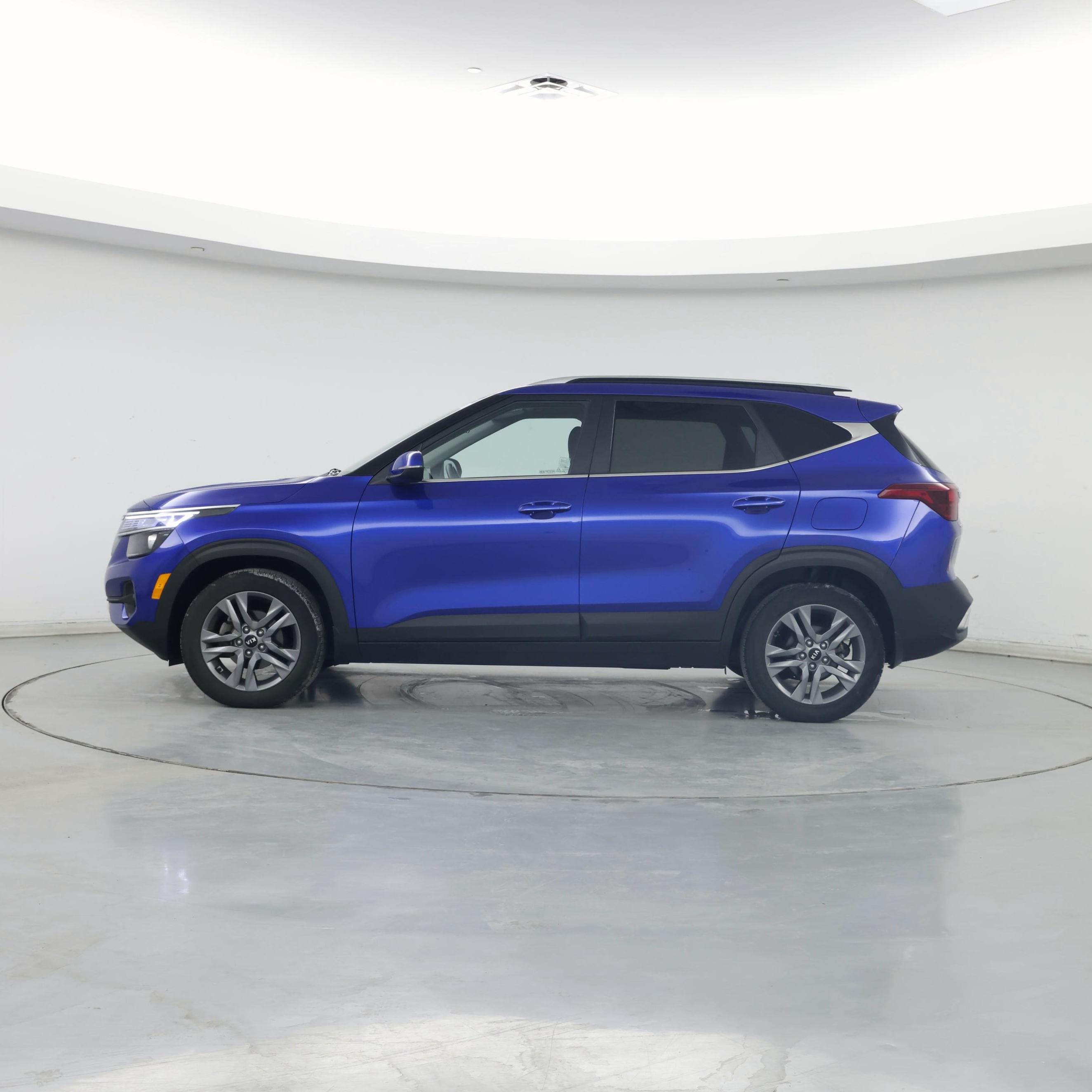 Thumbnail: 2021 Kia Seltos - 3