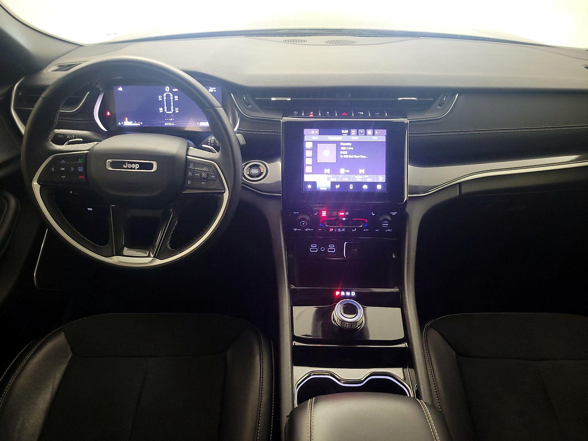 Thumbnail: 2022 Jeep Grand Cherokee - 9