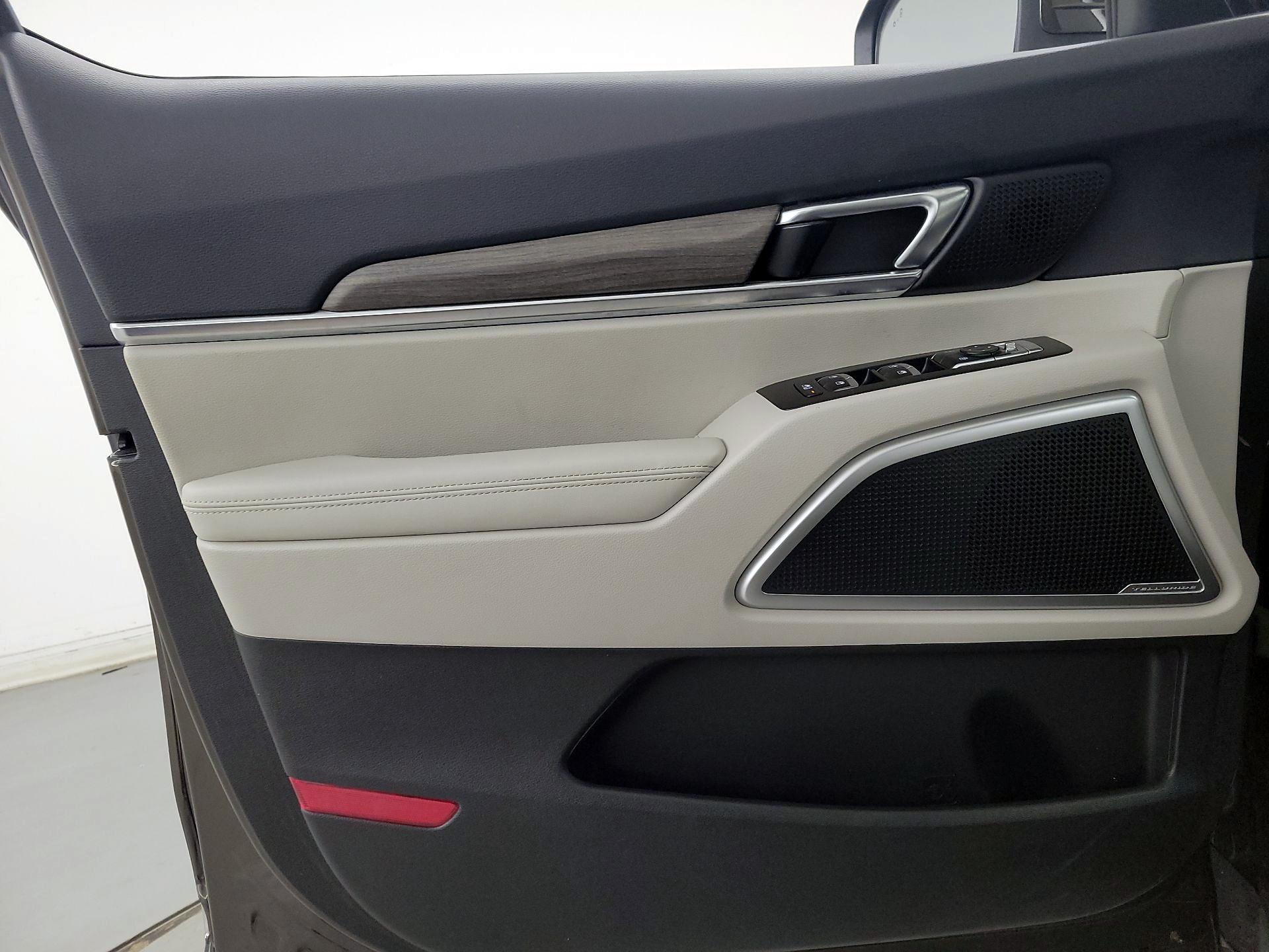 Thumbnail: 2022 Kia Telluride - 12