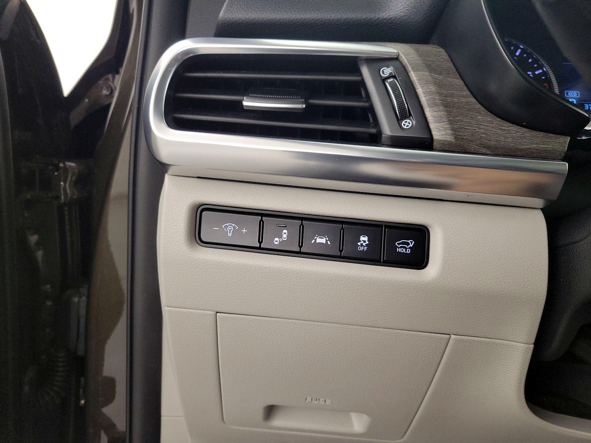 Thumbnail: 2022 Kia Telluride - 13