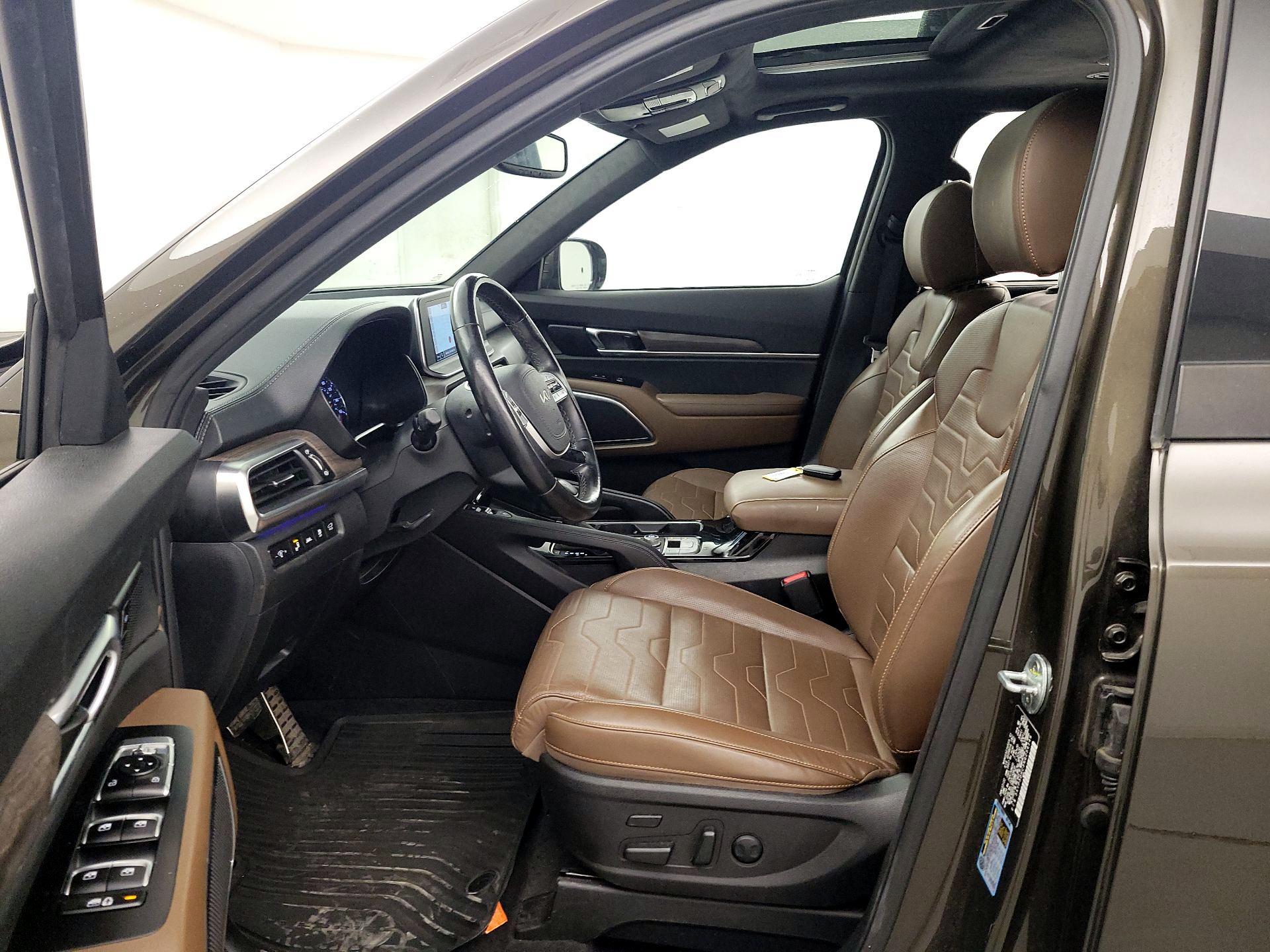 Thumbnail: 2022 Kia Telluride - 11