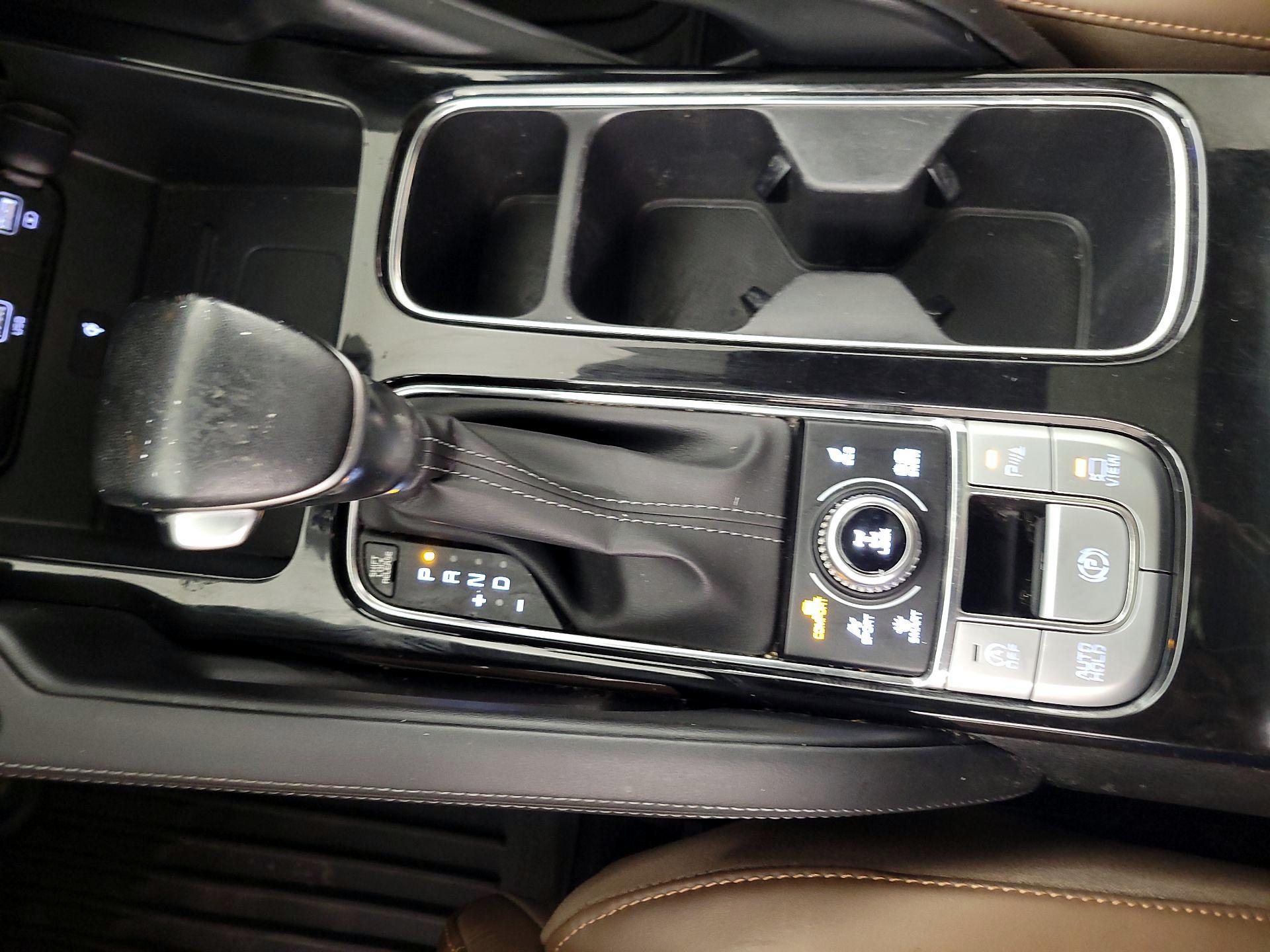 Thumbnail: 2022 Kia Telluride - 18