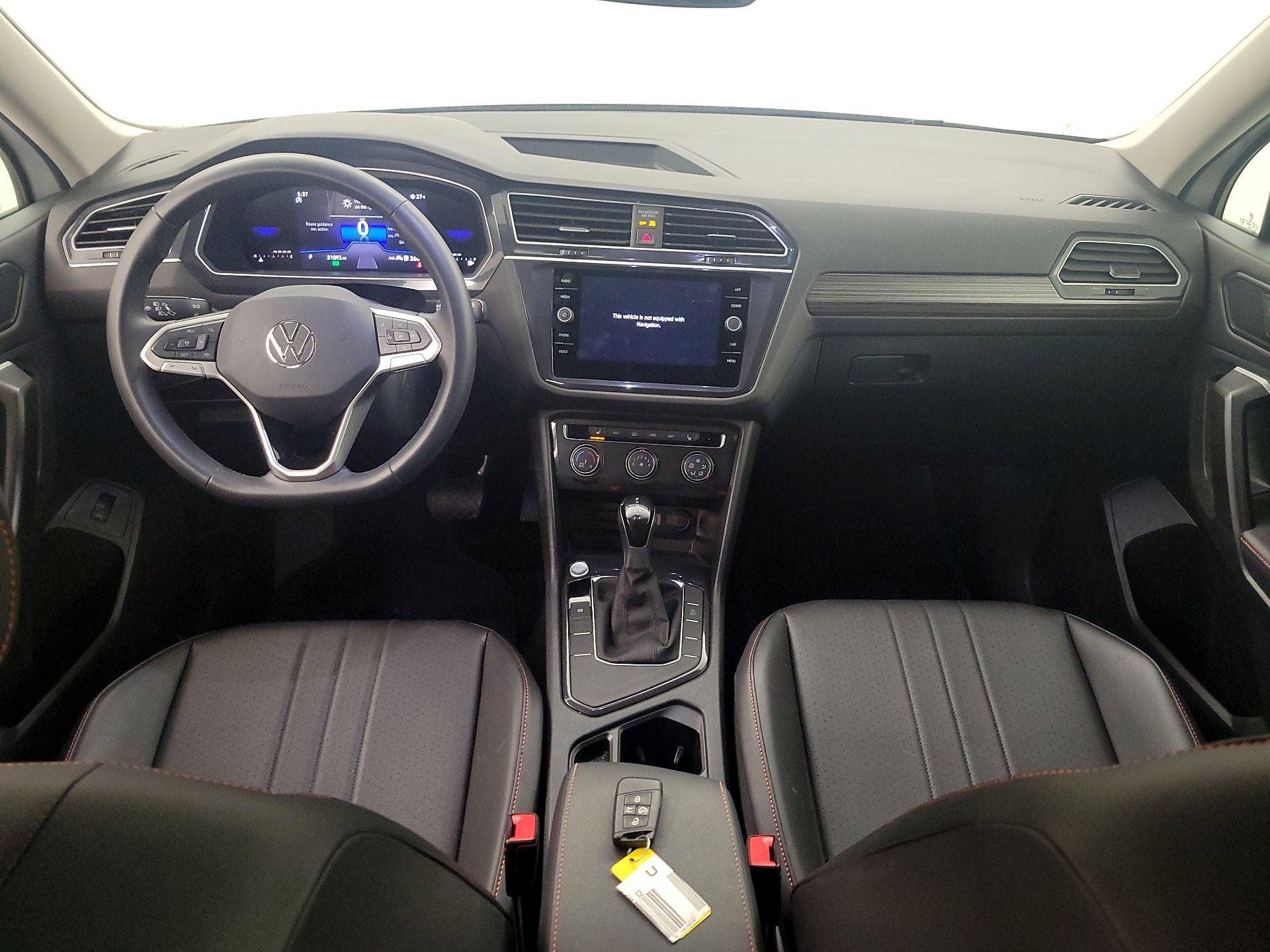 Thumbnail: 2024 Volkswagen Tiguan - 9